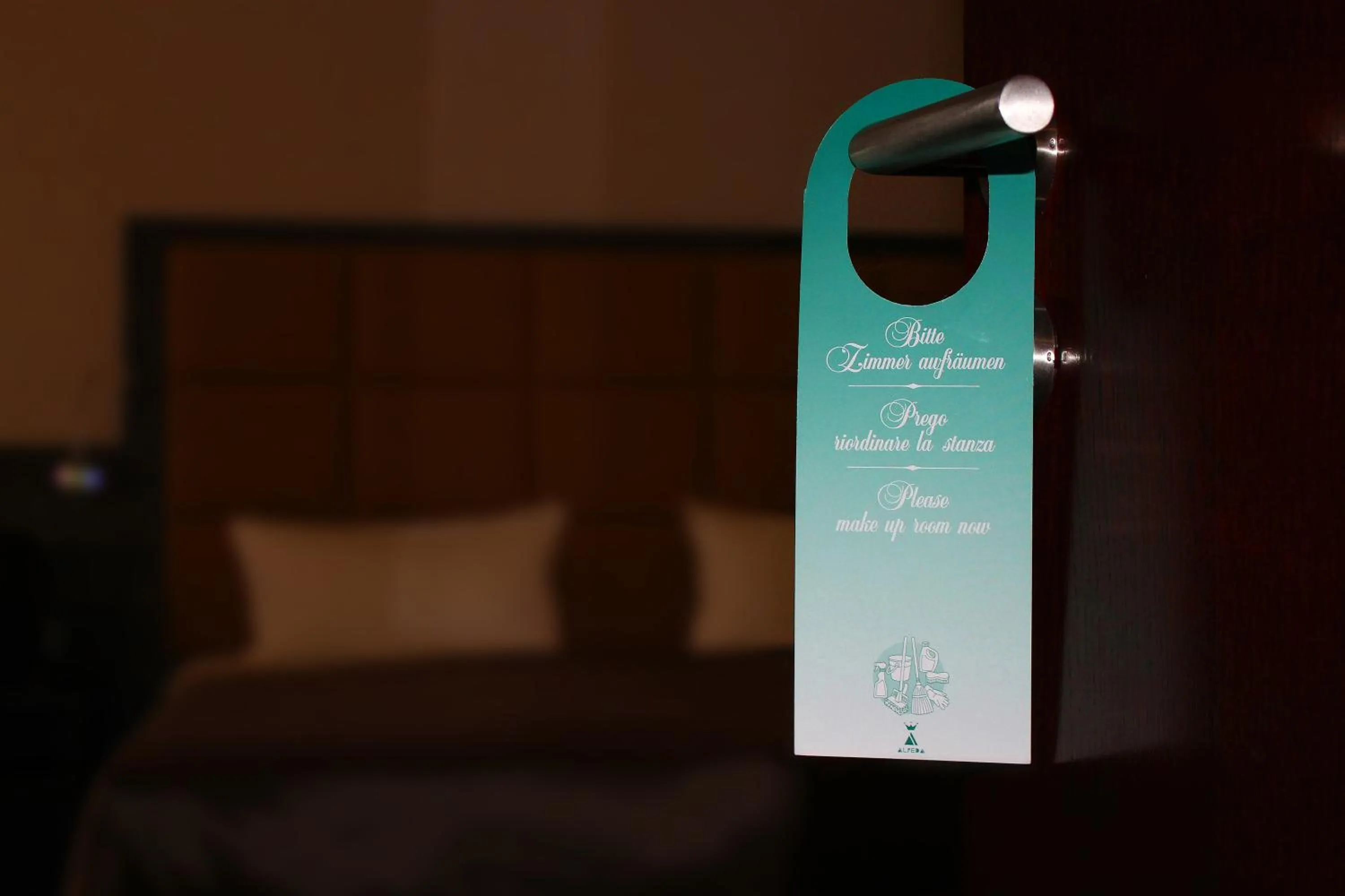 Bedroom, Bed in Hotel Delta am Potsdamer Platz