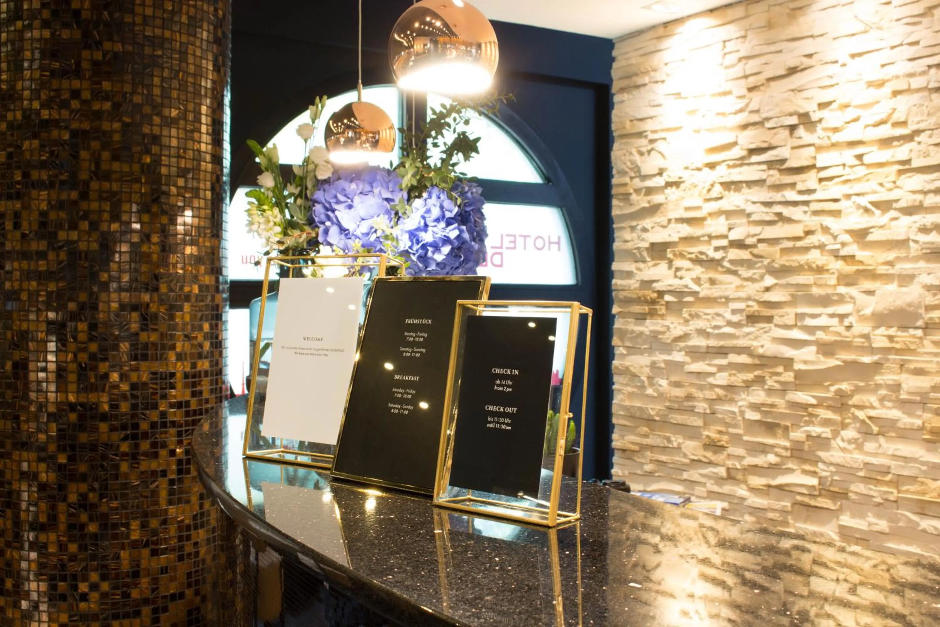 Property logo or sign in Hotel Delta am Potsdamer Platz