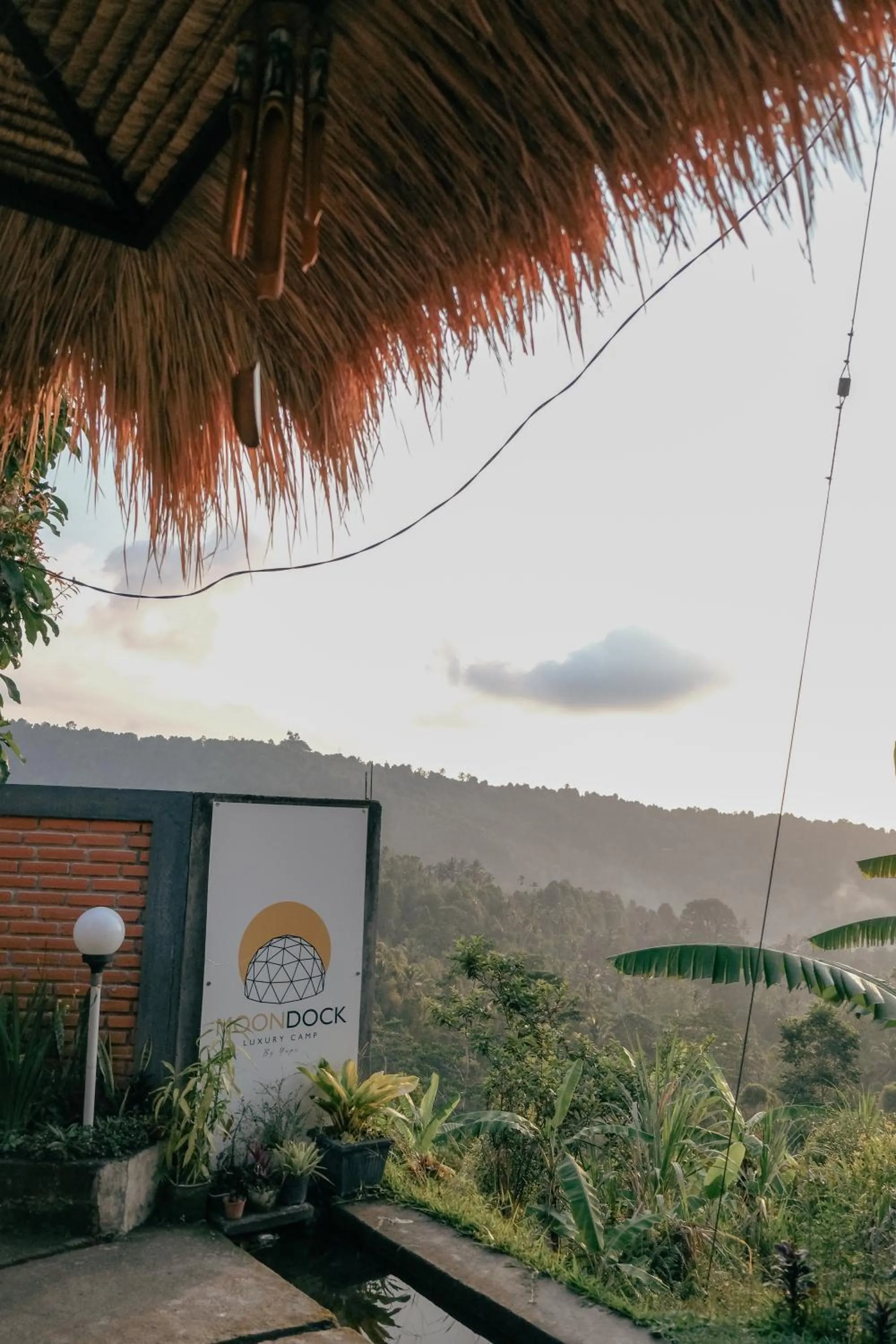 Mountain view in Moondock Luxury Camp