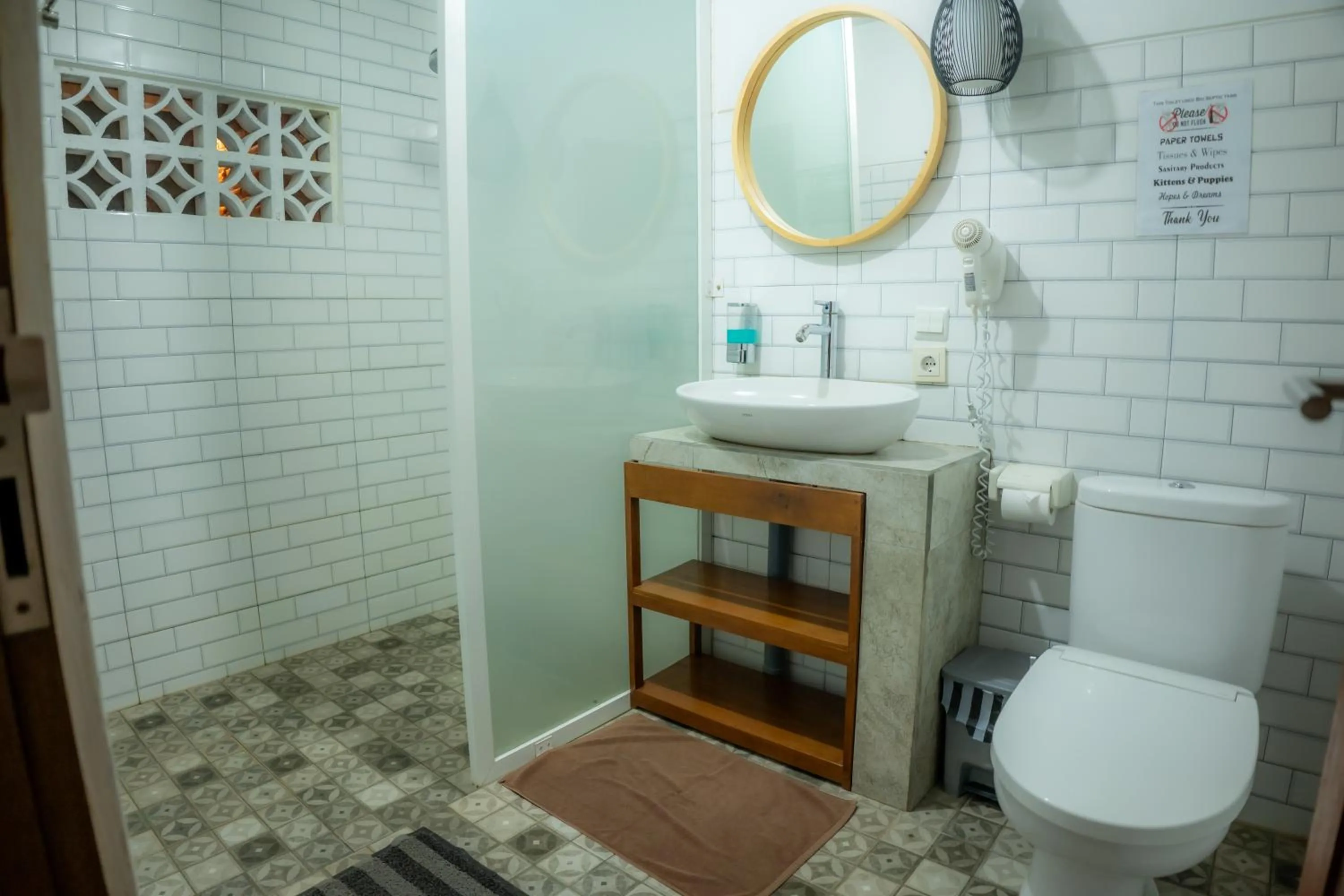 Bathroom in Moondock Luxury Camp