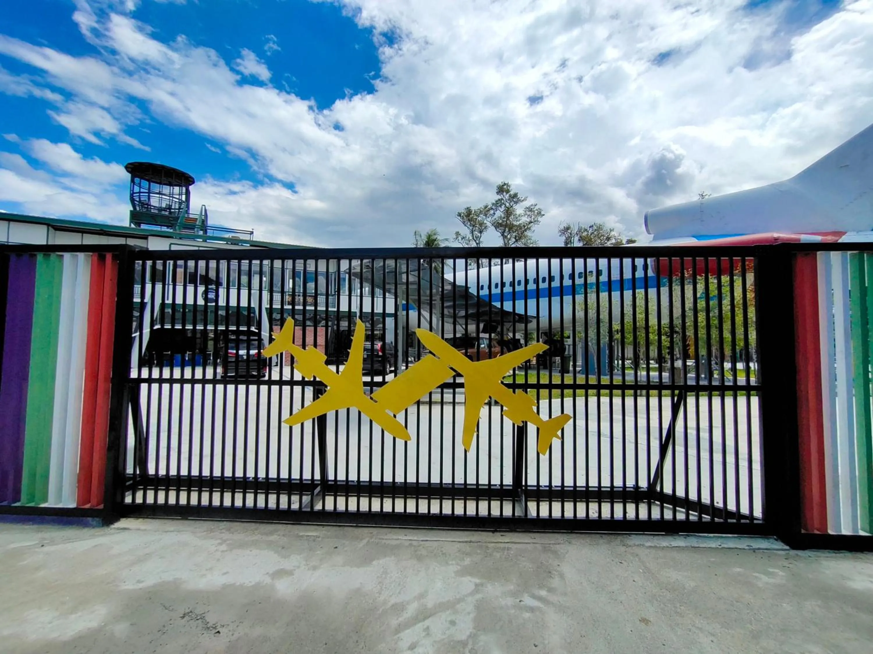 Facade/entrance in Twin Jets Resort