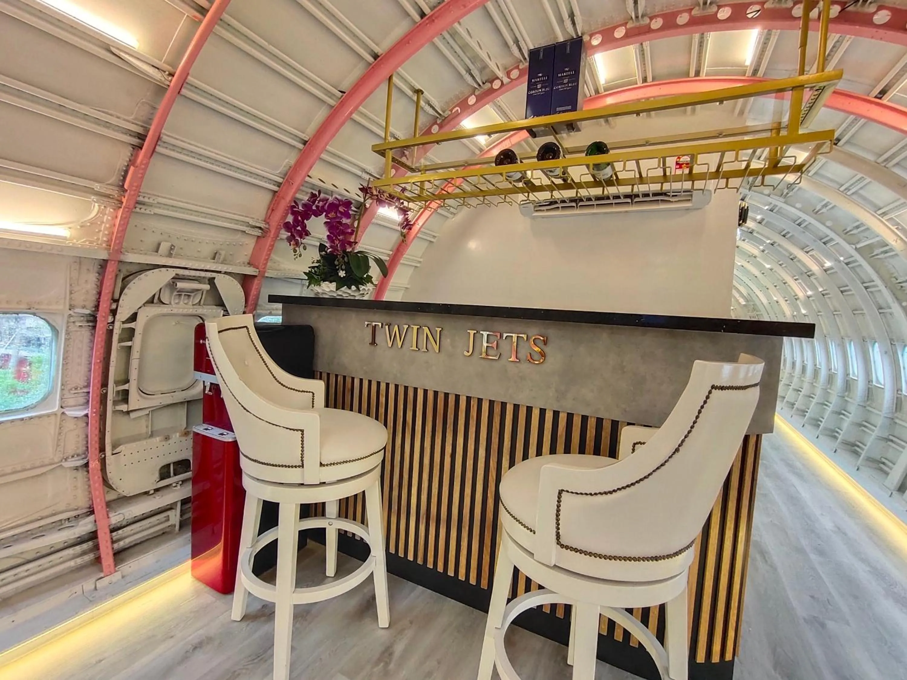 Lounge or bar in Twin Jets Resort