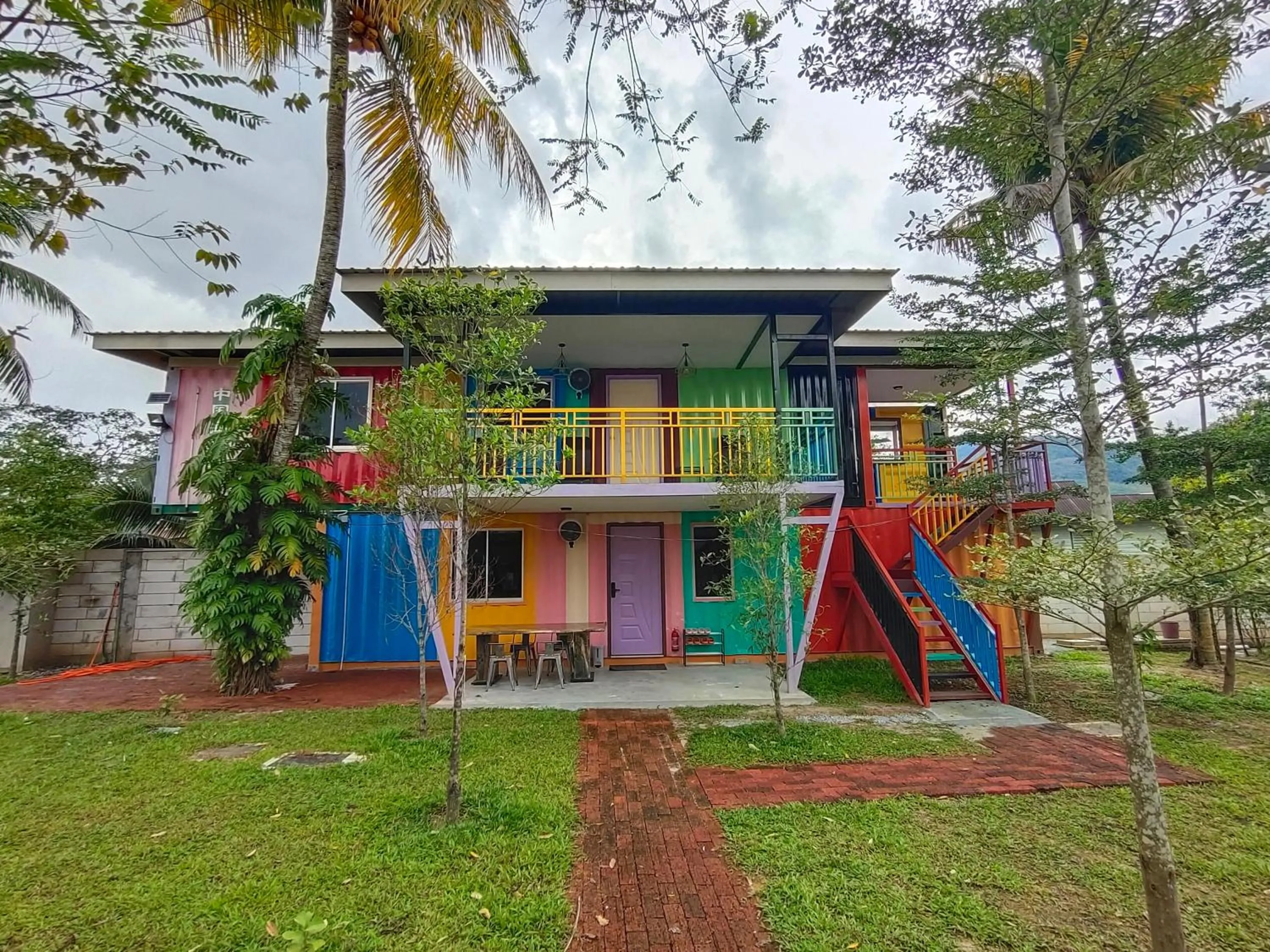 Facade/entrance in Twin Jets Resort