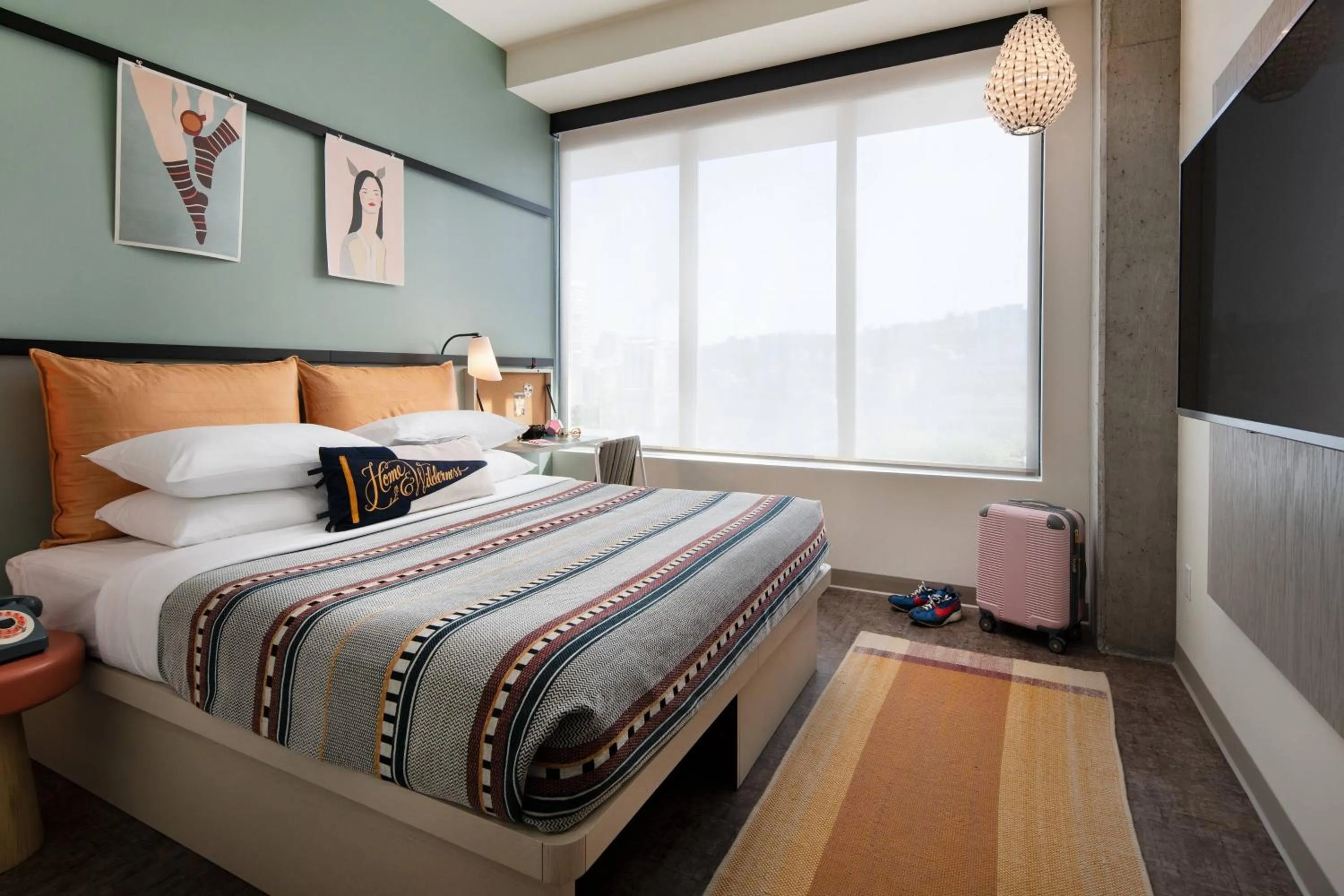 Photo of the whole room, Bed in Moxy Portland Downtown