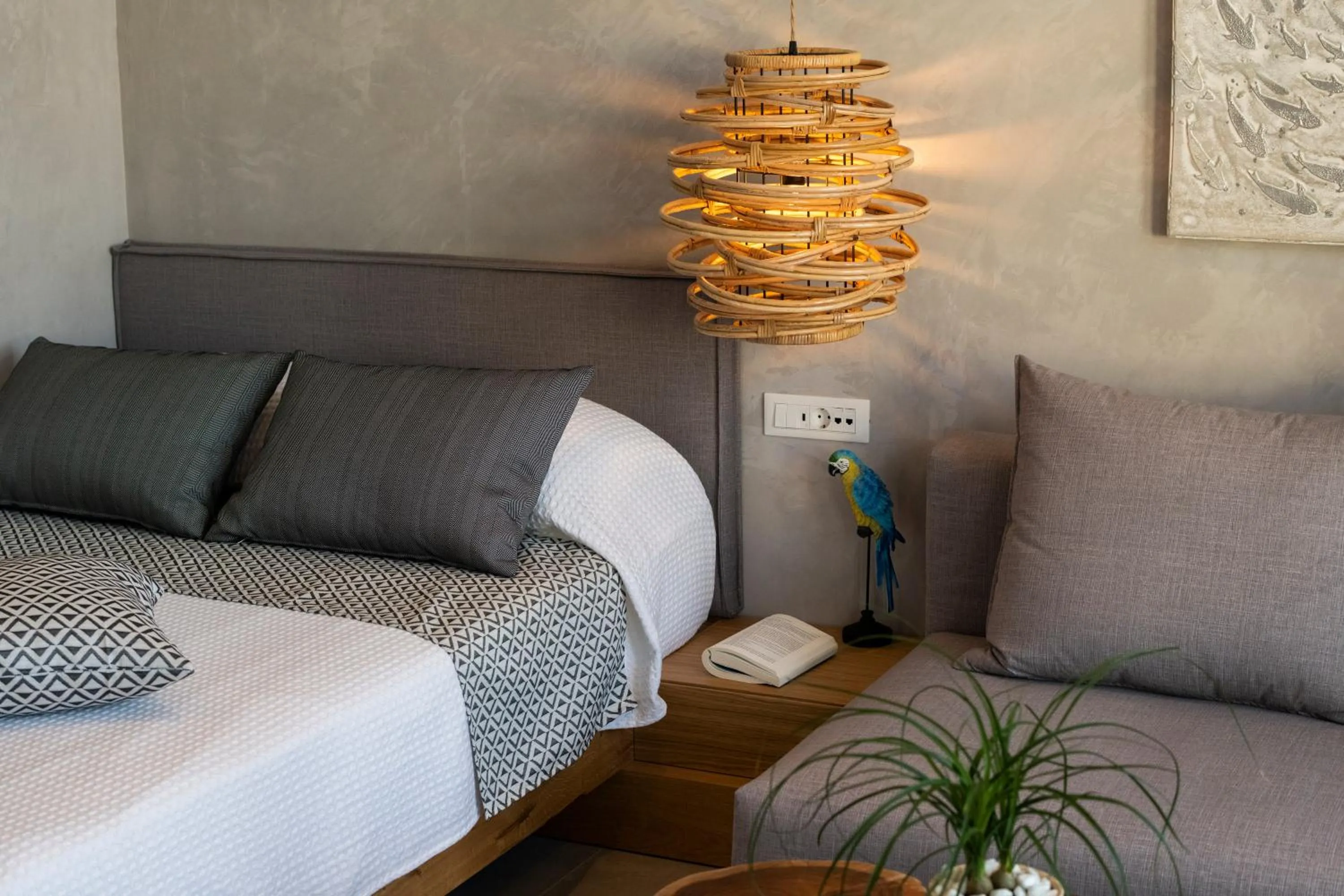 Bed in Petalo Suites