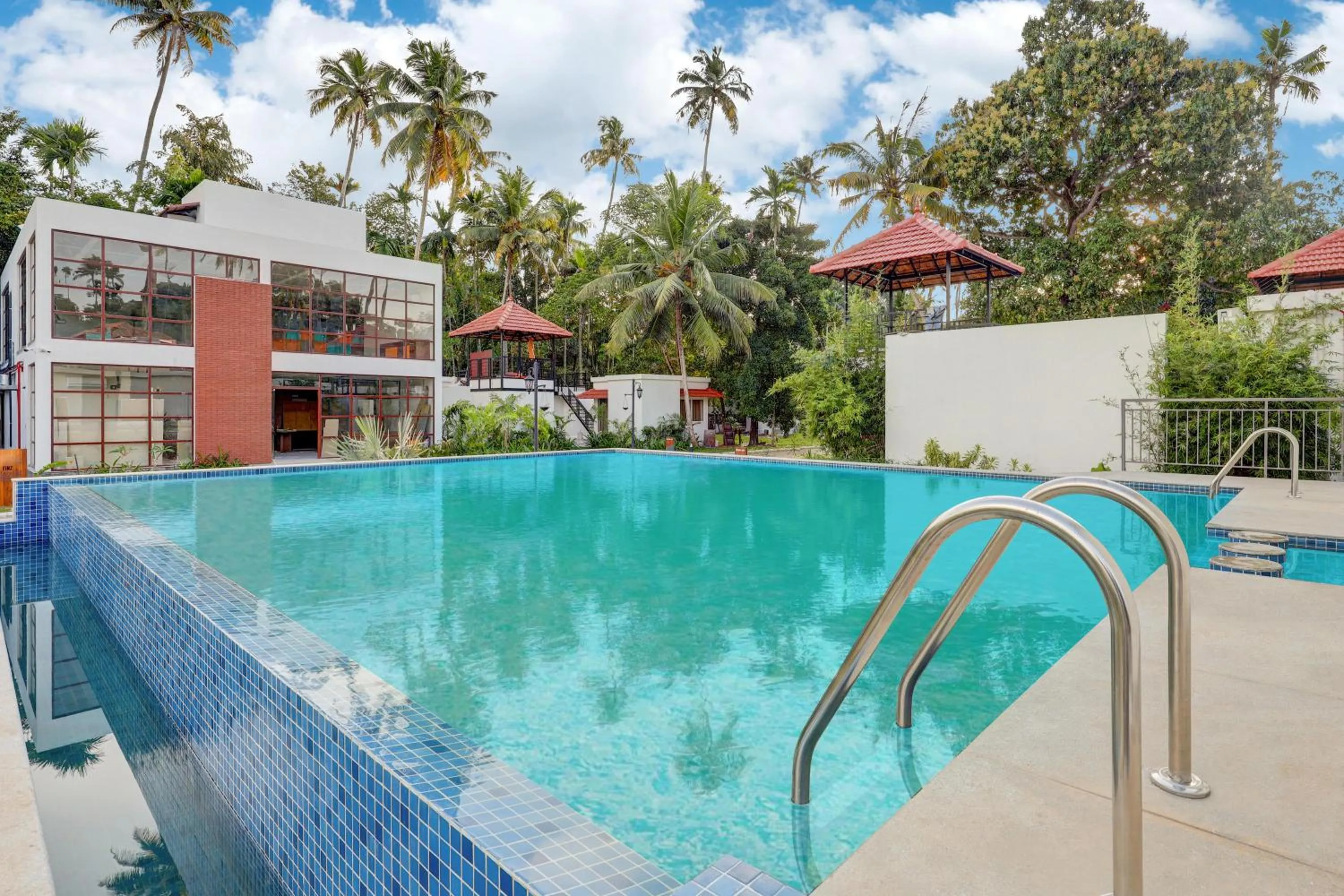 Swimming pool in Club Mahindra Arookutty, Alleppey