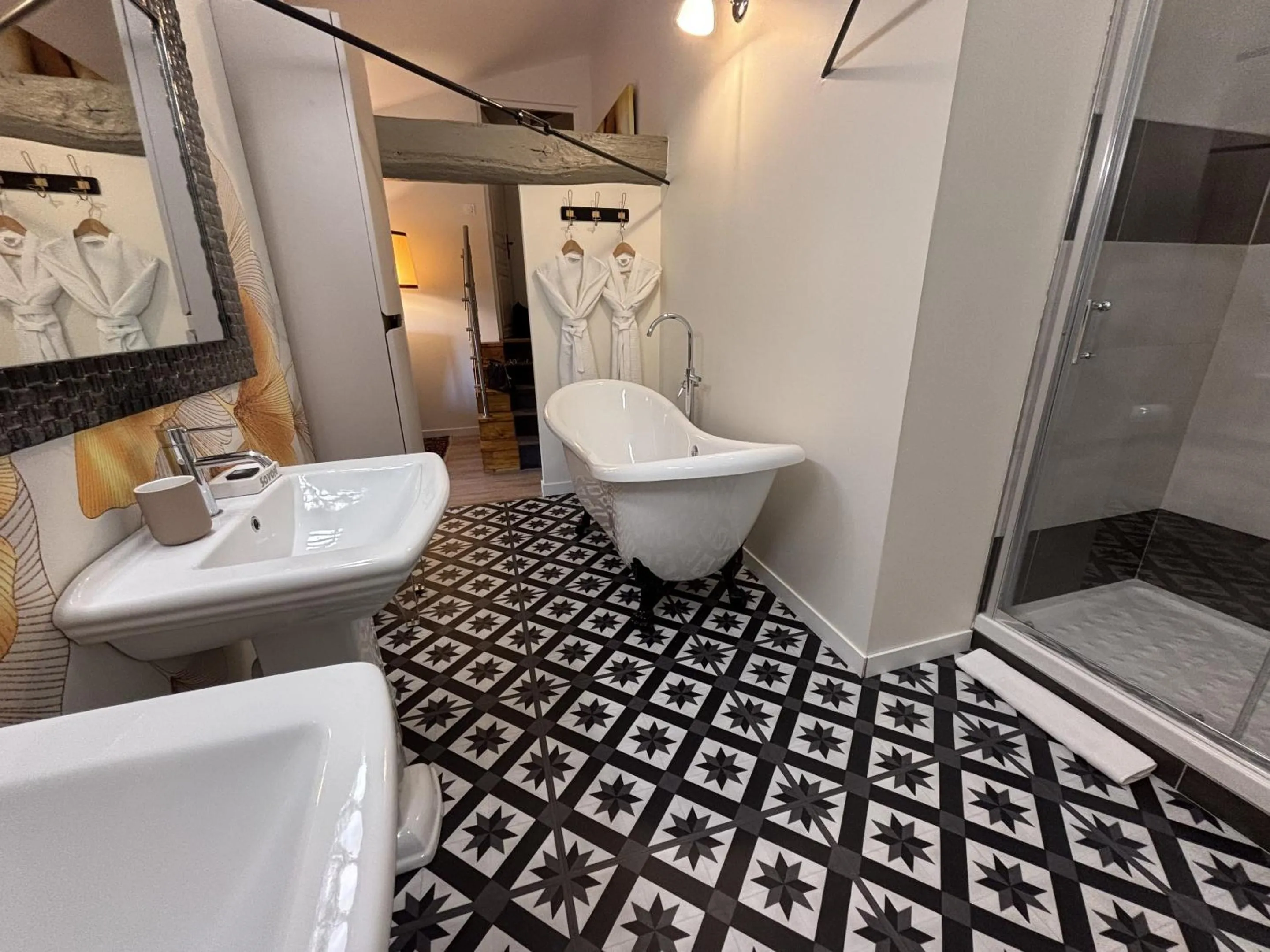 Bathroom in LA MAISON JEROBOAM