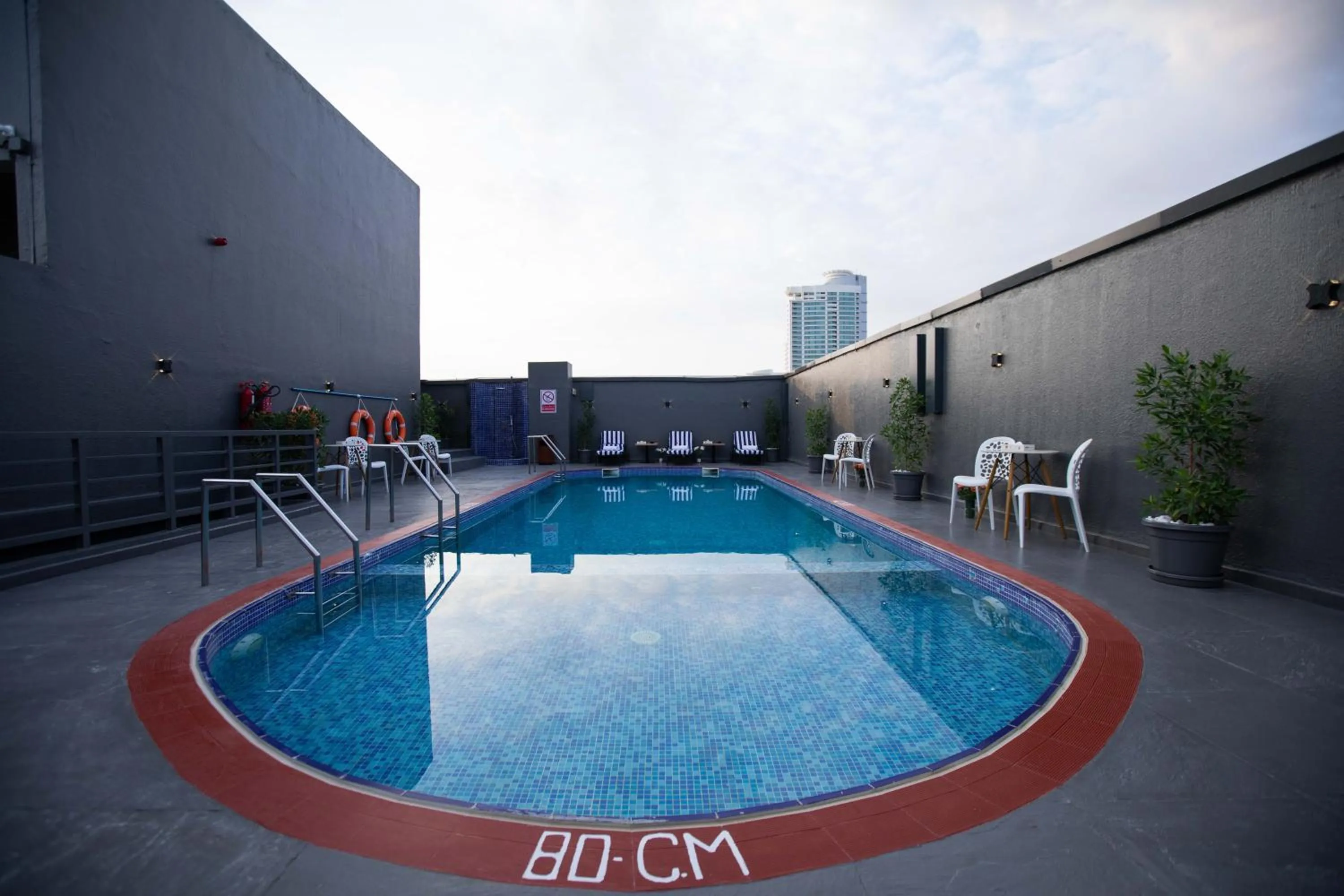 Swimming pool in Fortis Hotel Fujairah