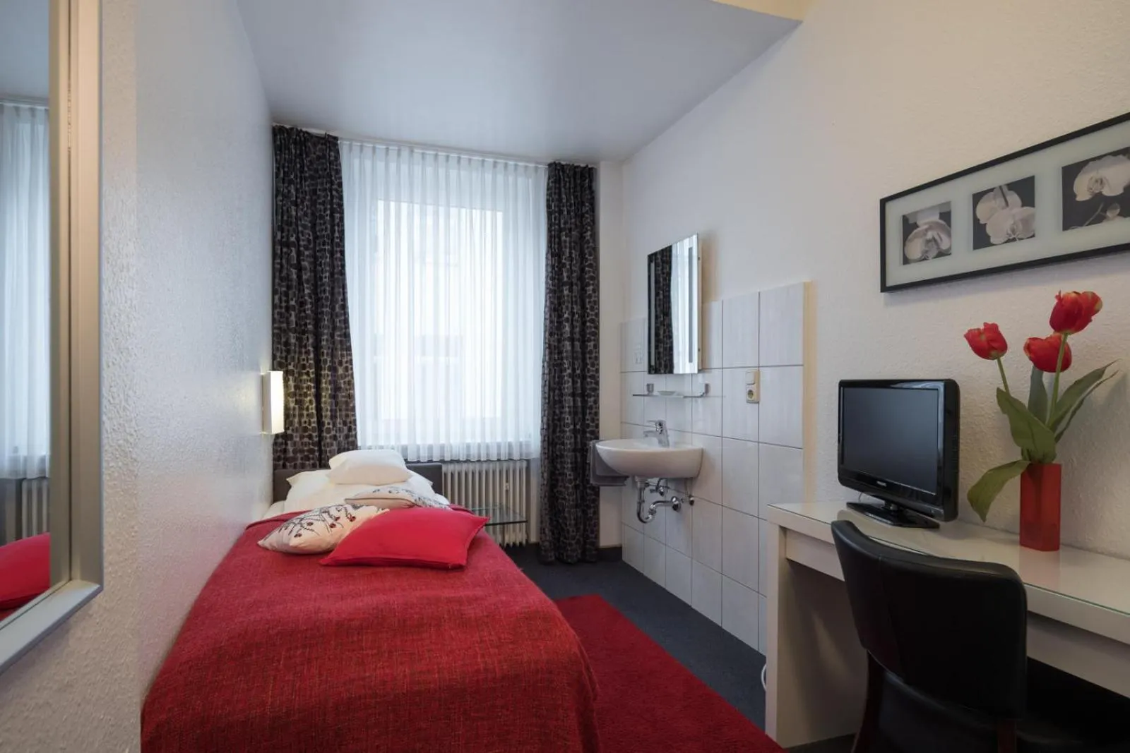 Bed in Hotel Brandenburger Hof