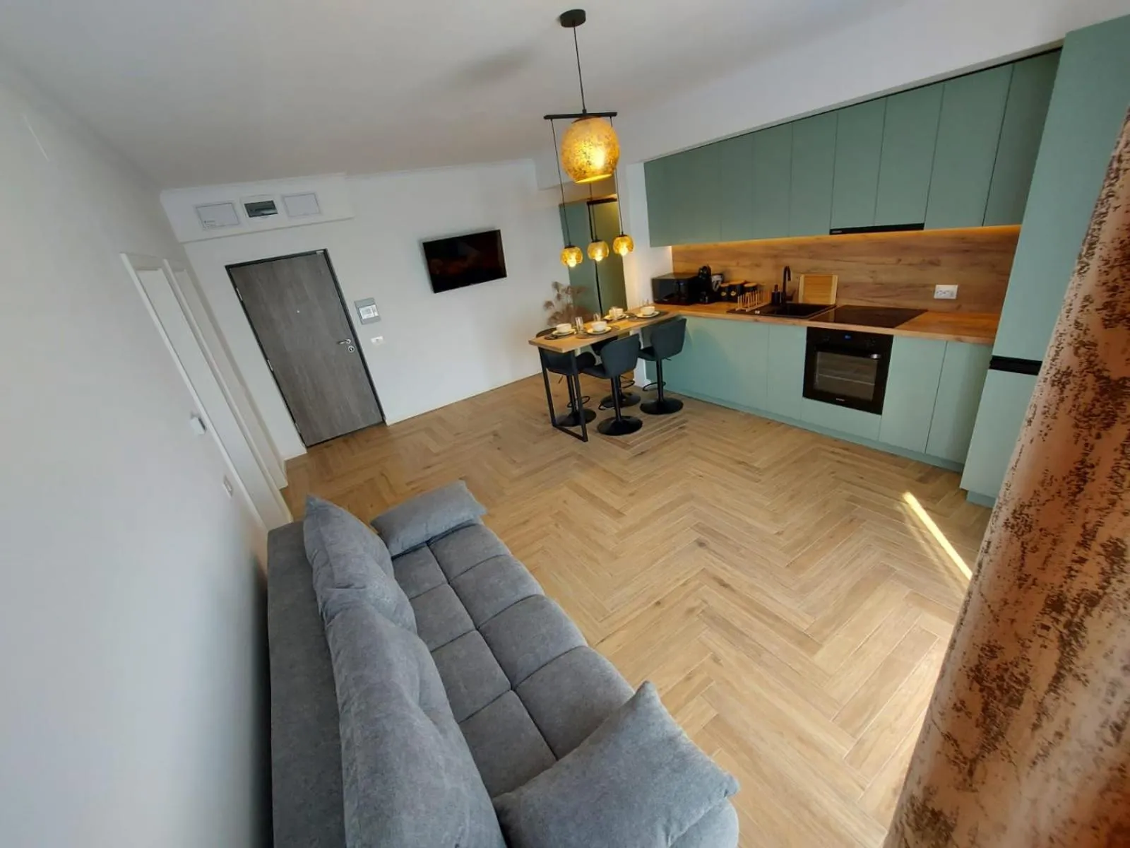 TV and multimedia in Panoramic Apartments Oradea