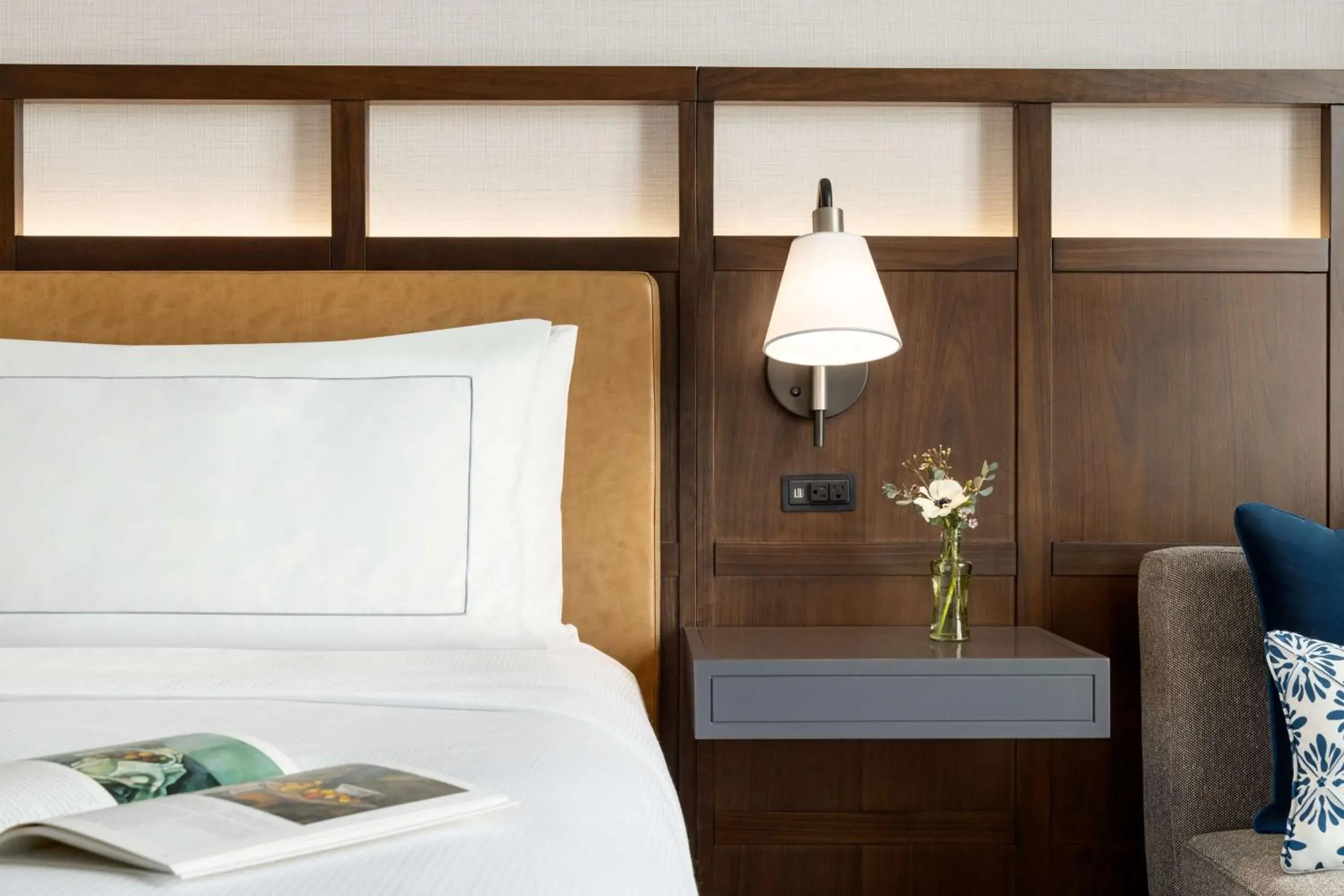 Bed in Valley Hotel Homewood Birmingham - Curio Collection By Hilton Bed in Valley Hotel Homewood Birmingham - Curio Collection By Hilton