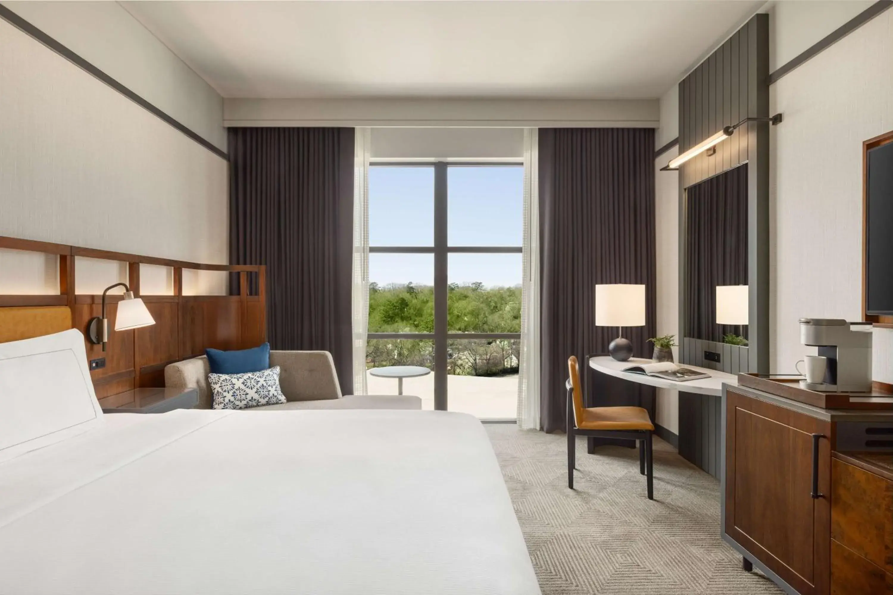 Bedroom, Bed in Valley Hotel Homewood Birmingham - Curio Collection By Hilton Bedroom, Bed in Valley Hotel Homewood Birmingham - Curio Collection By Hilton