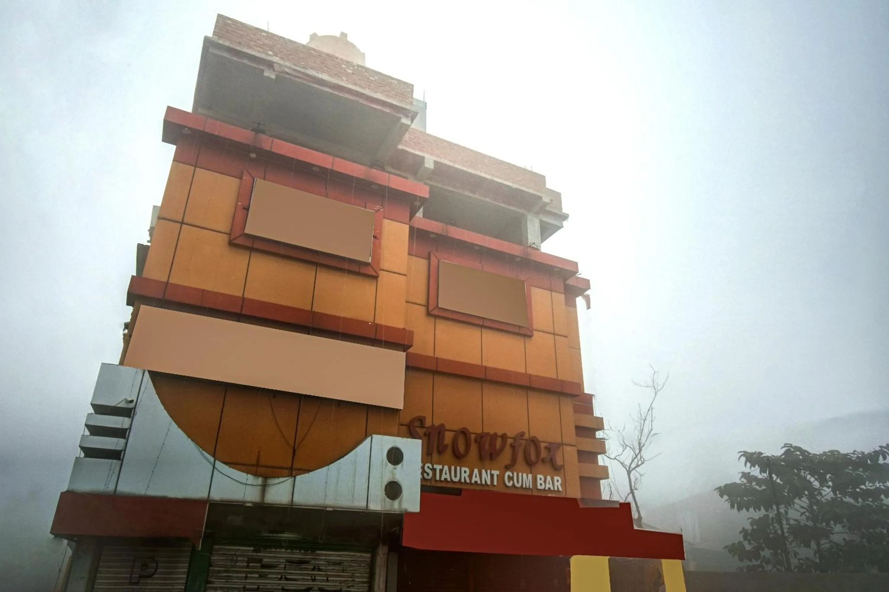 Facade/entrance in Collection O Snowfox