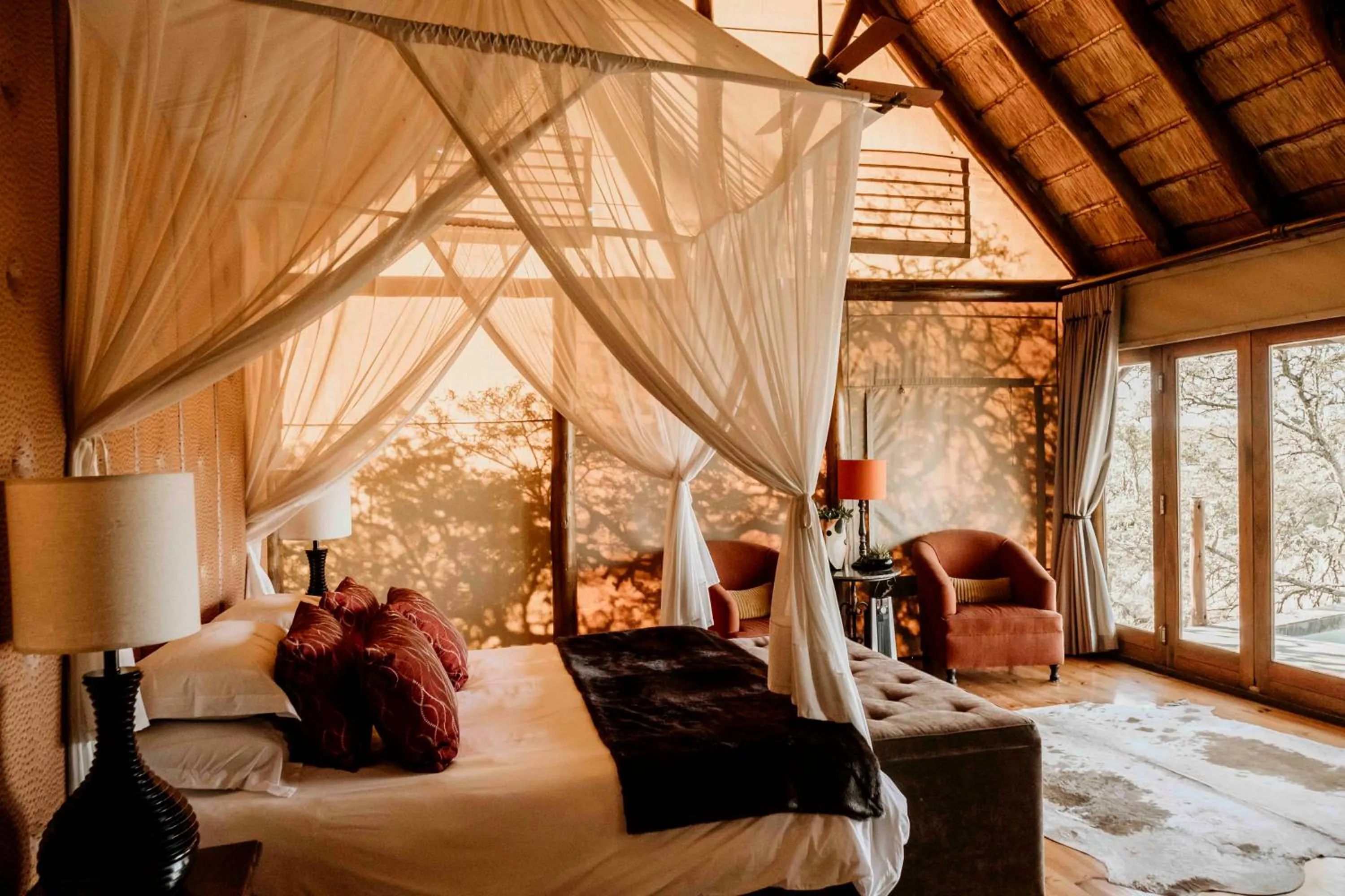 Bedroom, Bed in Bush Lodge – Amakhala Game Reserve
