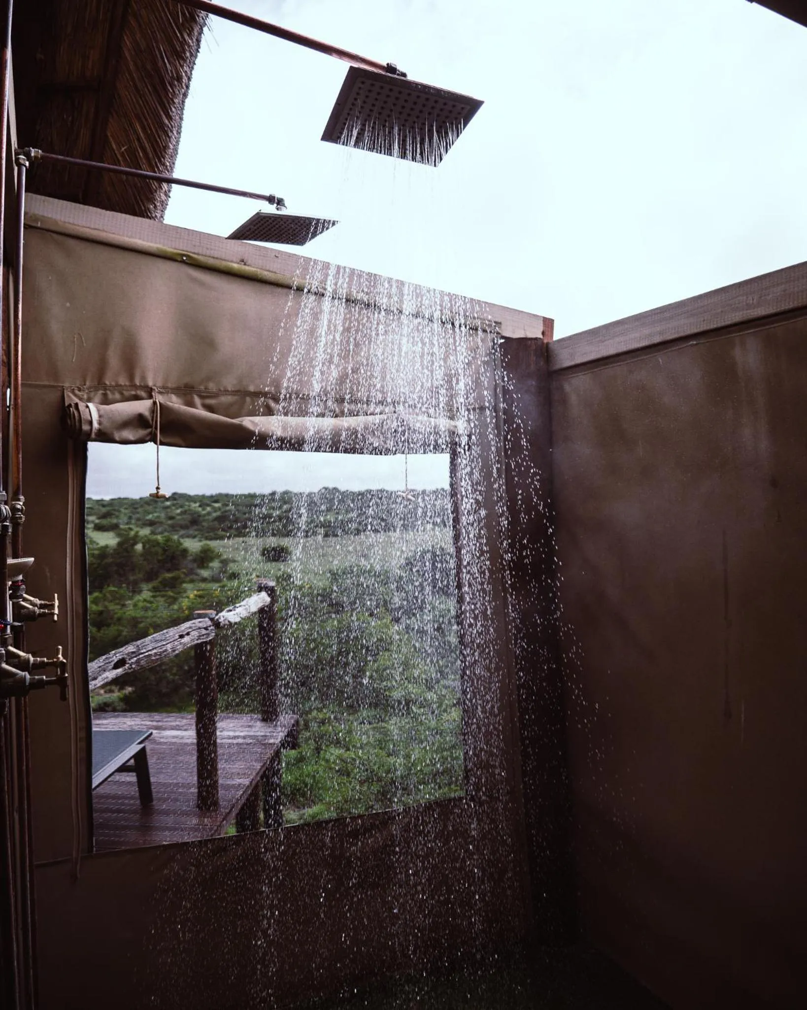 Shower in Bush Lodge – Amakhala Game Reserve
