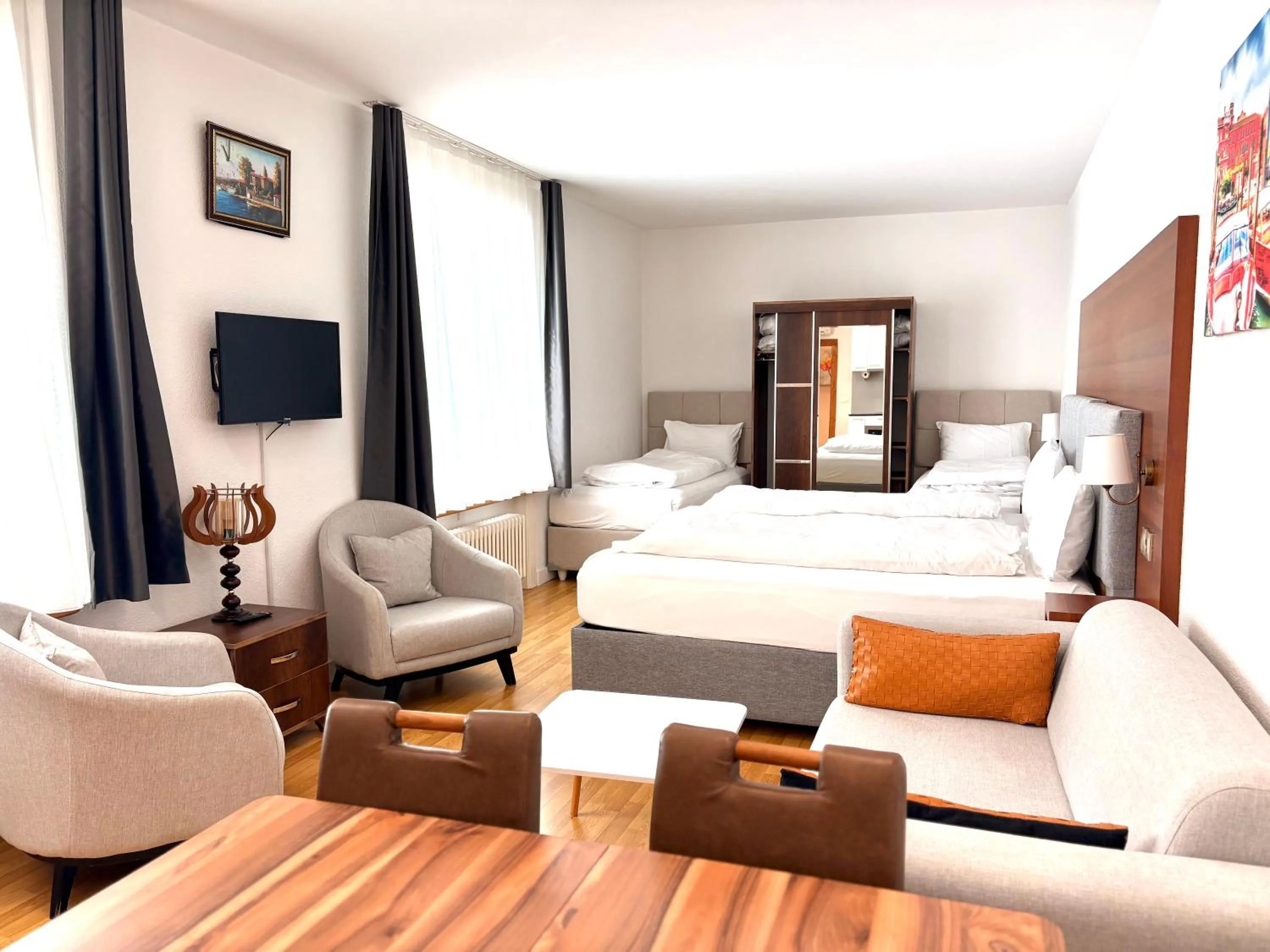 Living room, Bed in Akomo Bern