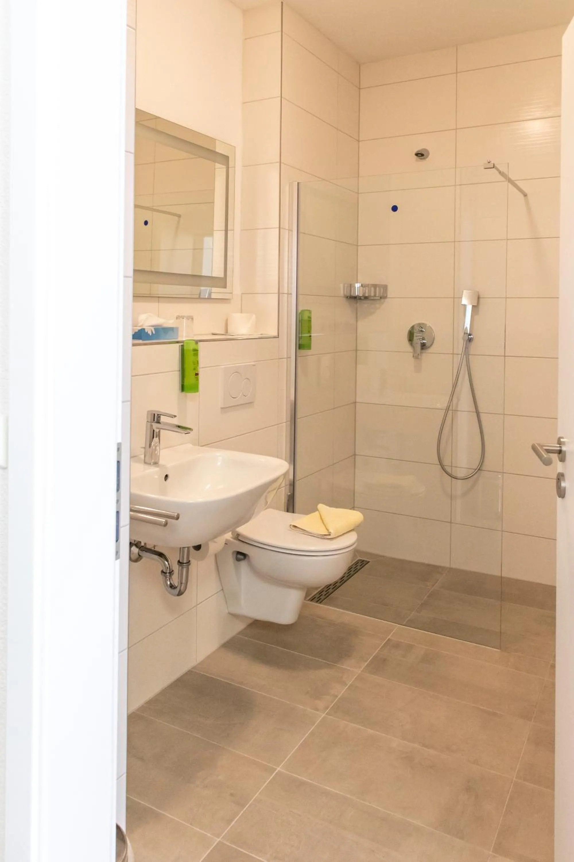 Photo of the whole room in Hotel JÄGERHAUS in Singen am Hohentwiel