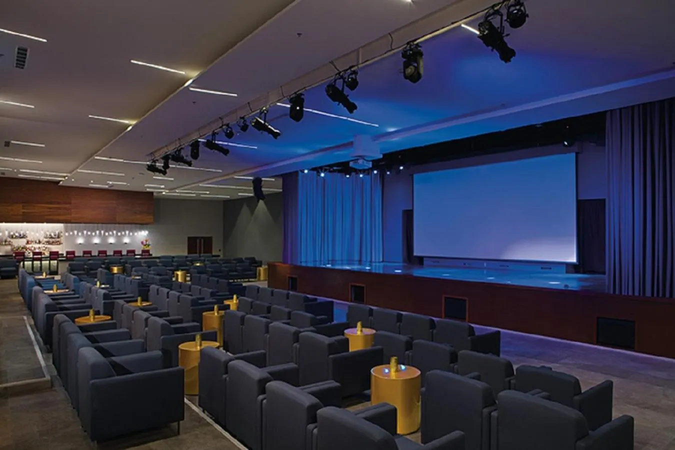 Entertainment in Secrets Riviera Cancún Resort & Spa - Adults Only - All inclusive