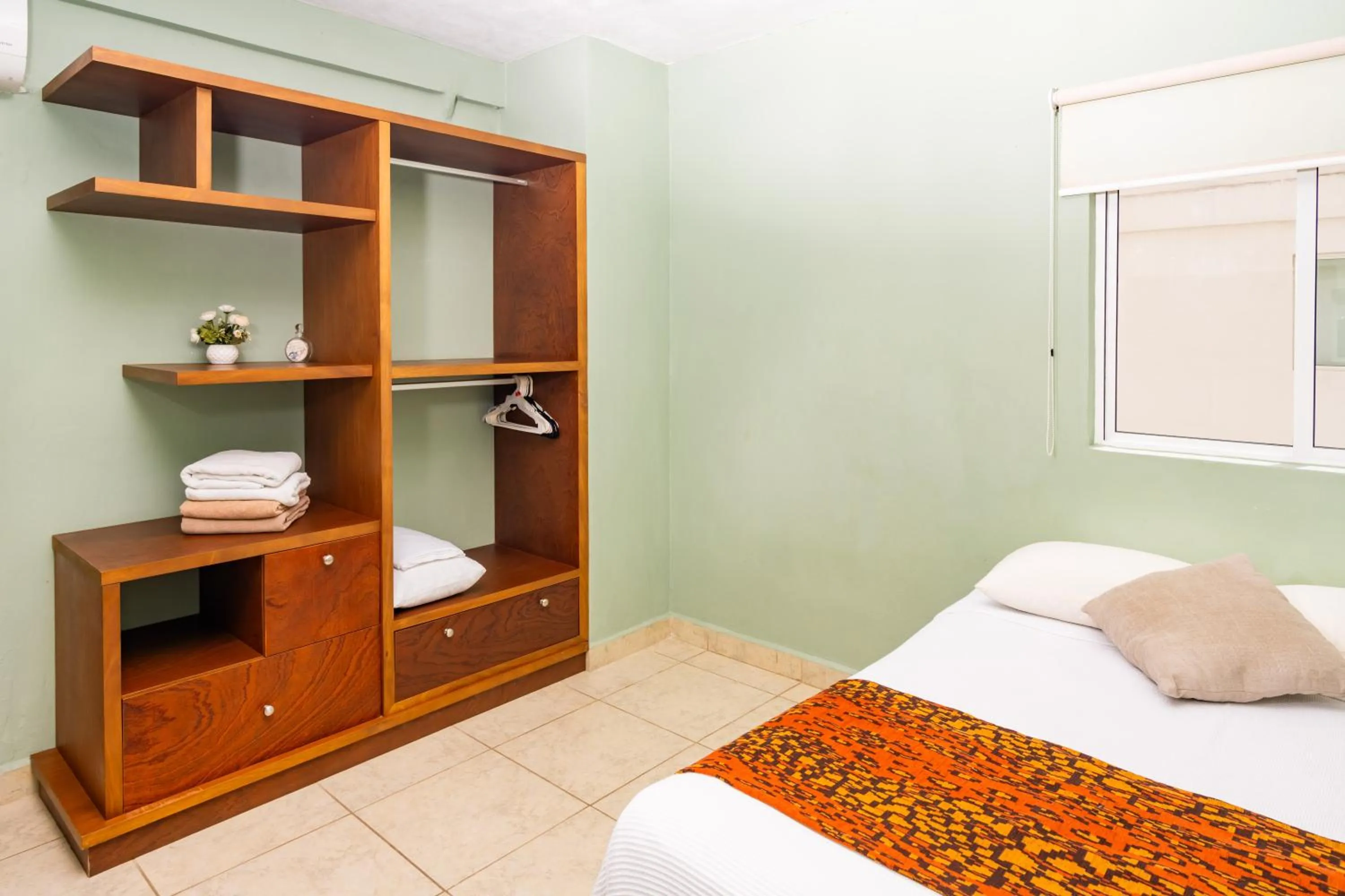 Bedroom, Bed in UNICO Y AGRADABLE DTO EN ZONA CENTRO PARA 6 PAX