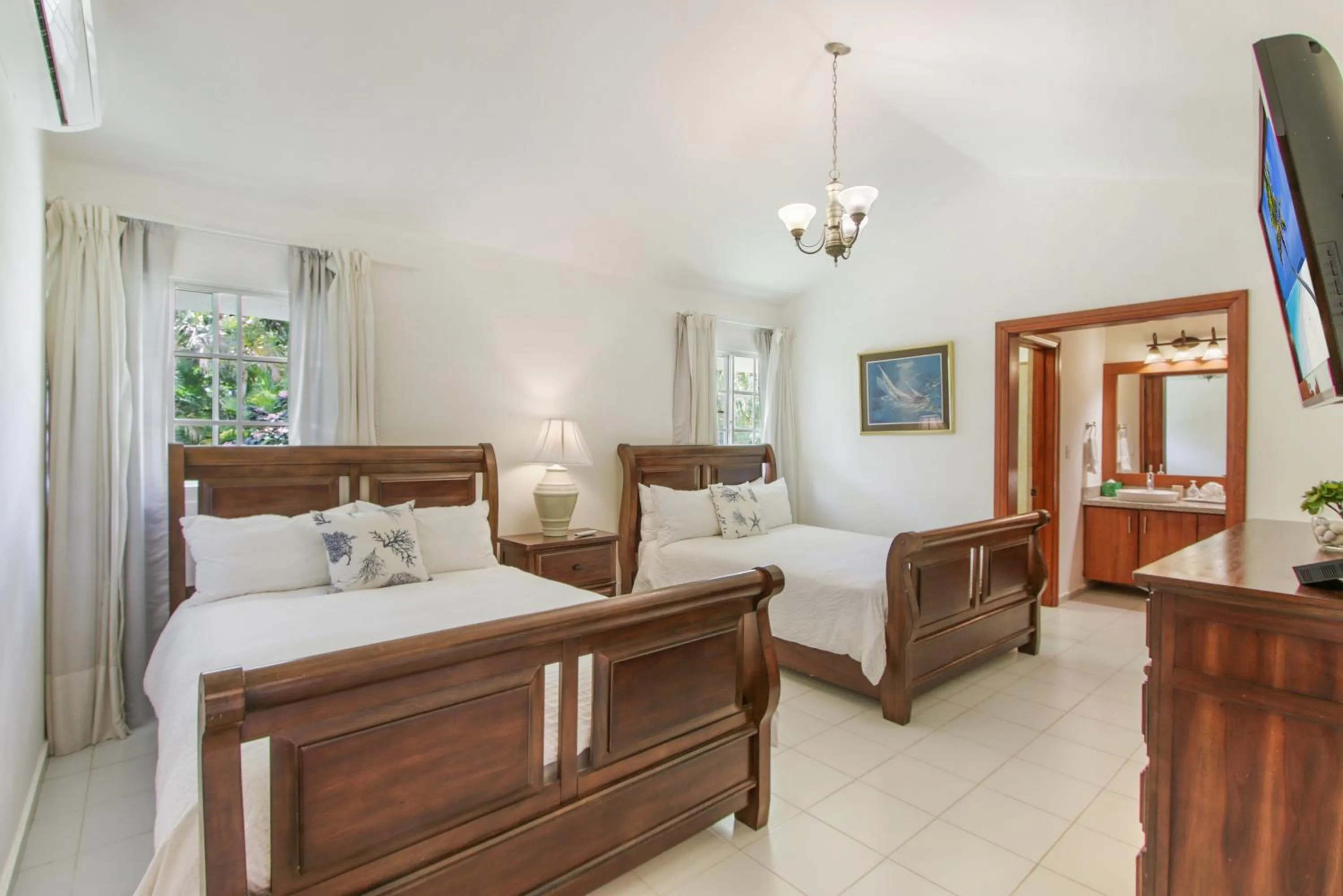 Bed in Amazing Villa in Casa de Campo with Included in Price Maid and Waiter