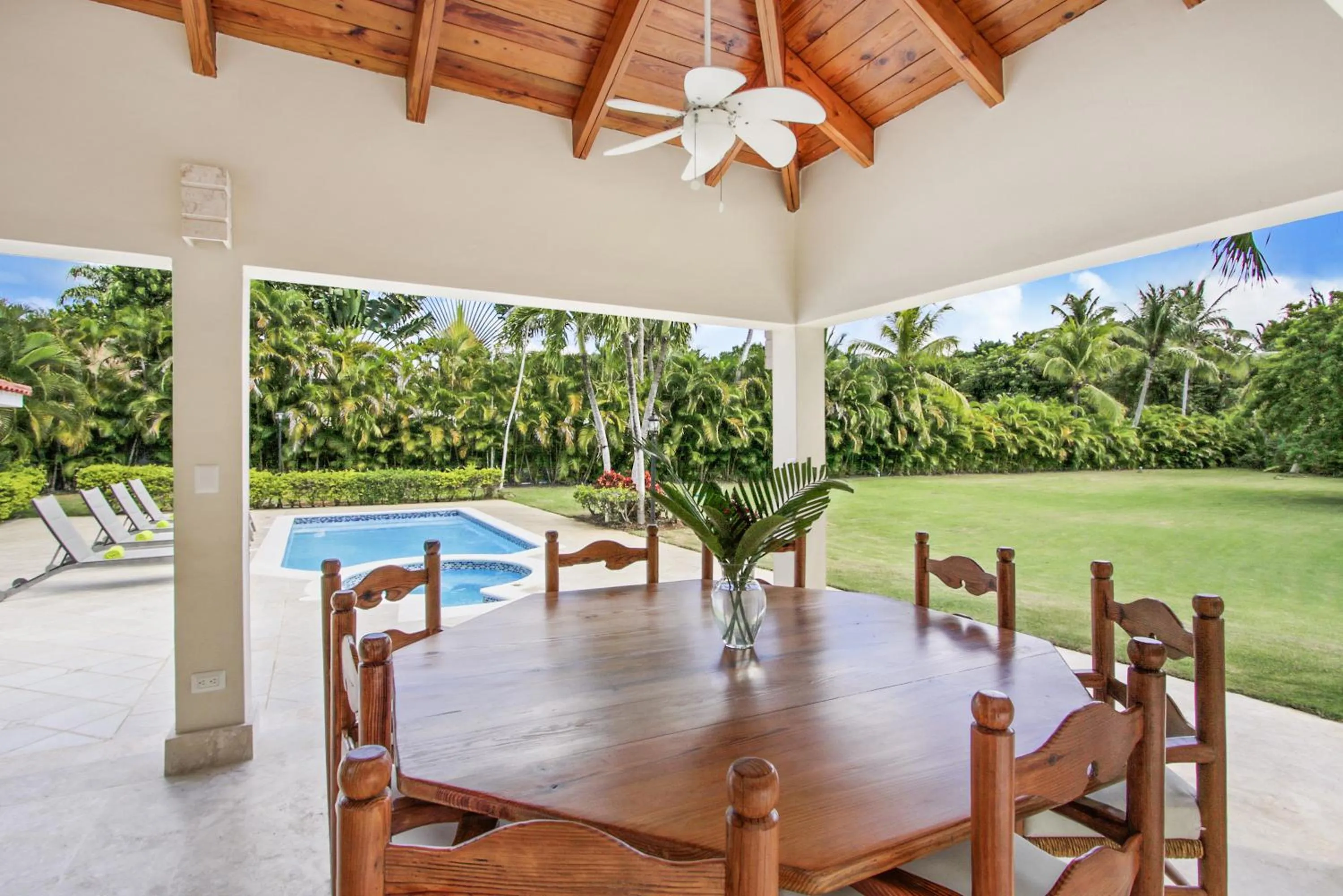 Dining area in Amazing Villa in Casa de Campo with Included in Price Maid and Waiter