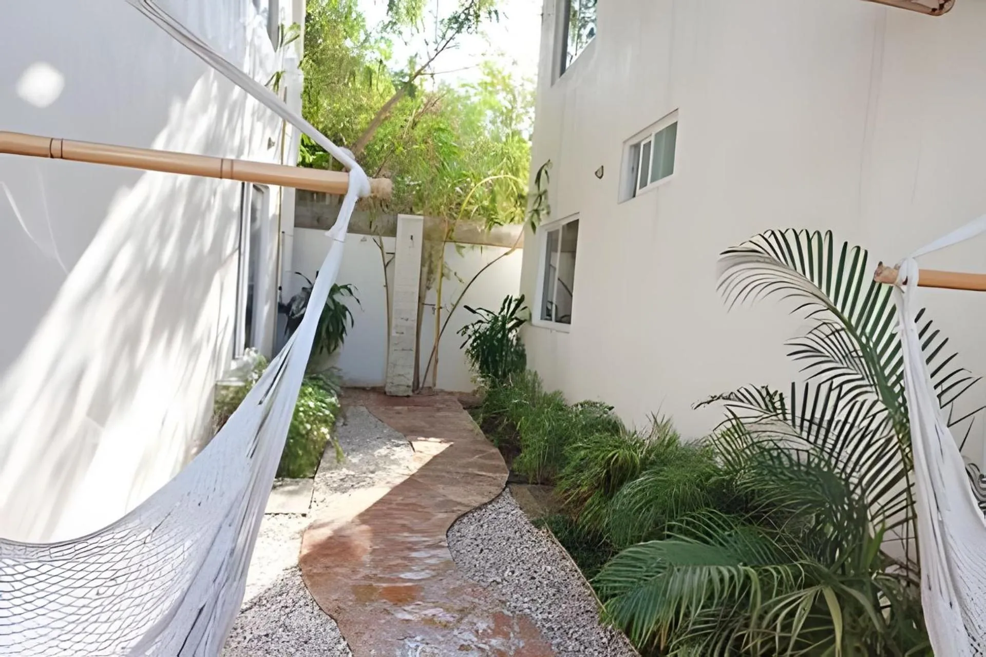 Area and facilities in La Aurora Puerto Escondido