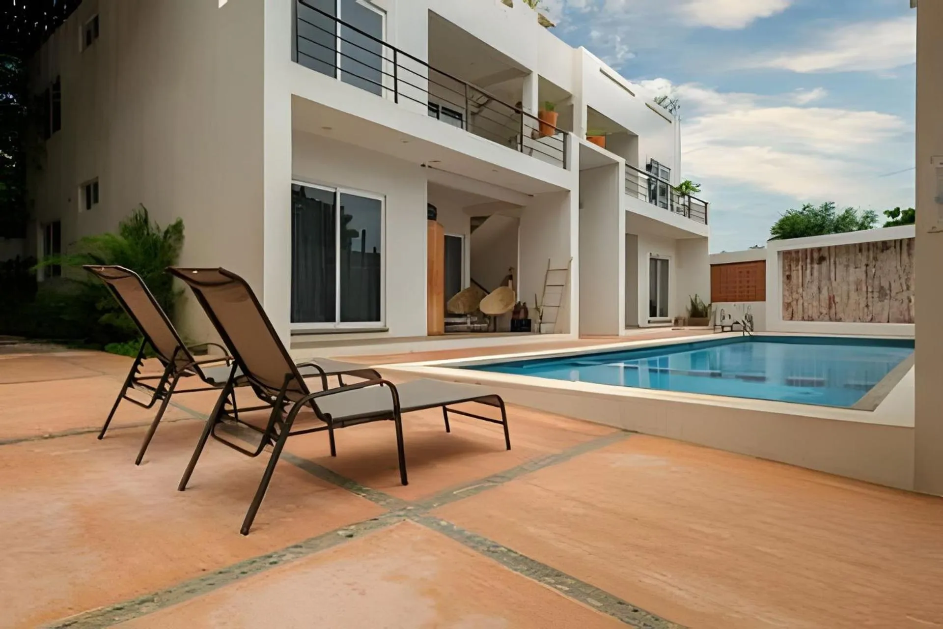 Facade/entrance in La Aurora Puerto Escondido