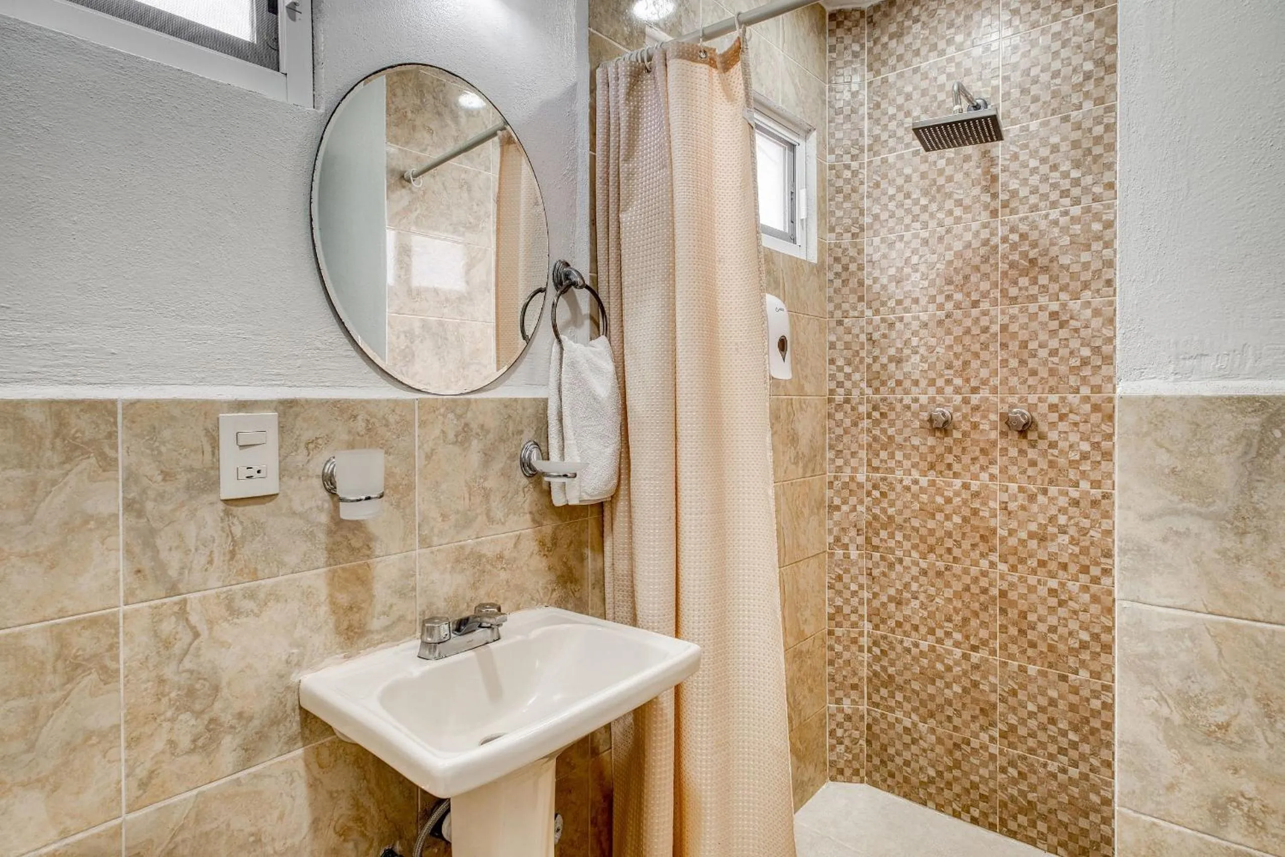 Toilet in La Aurora Puerto Escondido