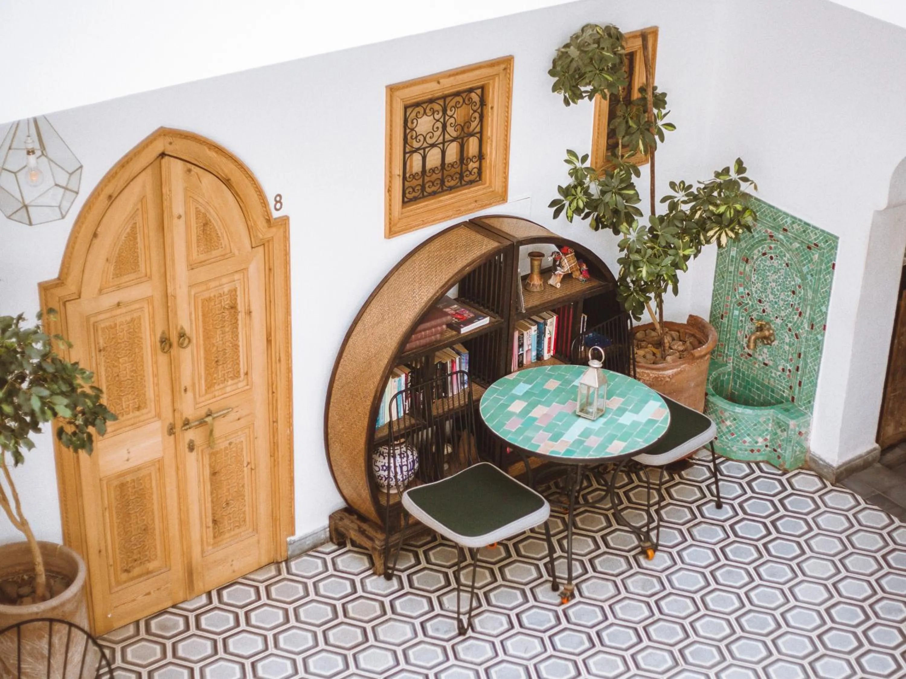 Seating area in Riad Le Petit Joyau