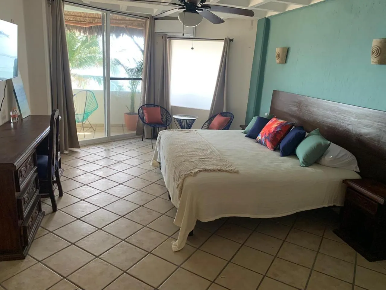 Photo of the whole room in El Encanto Casa Boutique