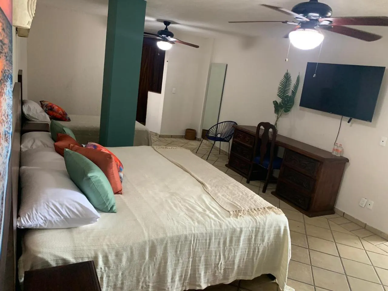 TV and multimedia in El Encanto Casa Boutique