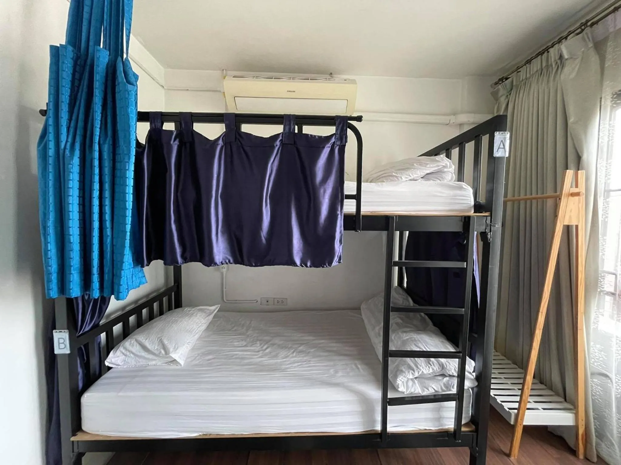 bunk bed, Bed in Bake Room Hostel