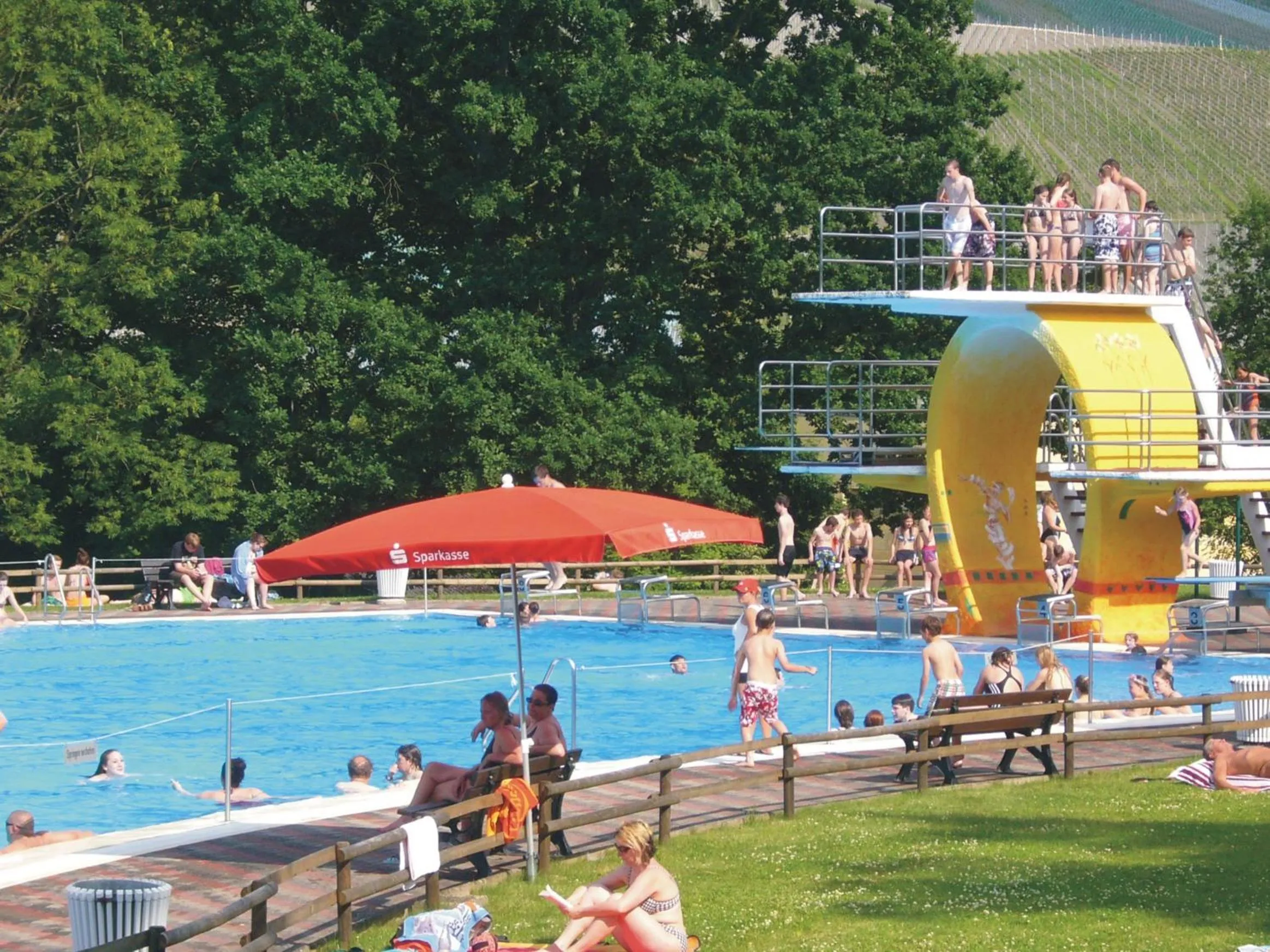 Swimming pool in Christiana's Wein & Art Hotel