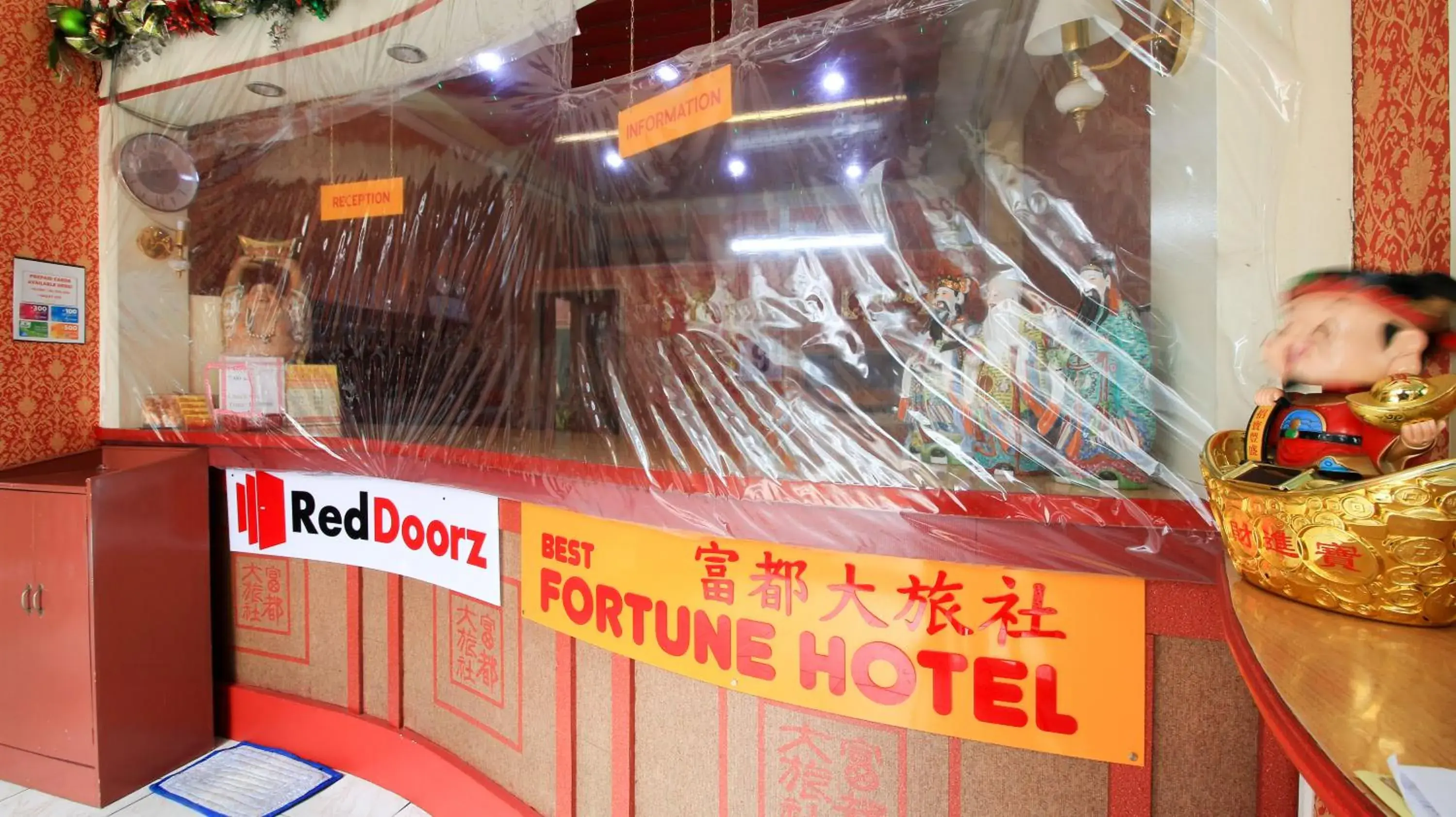 Lobby or reception in RedDoorz Plus @ Chinatown Binondo Lobby or reception in RedDoorz Plus @ Chinatown Binondo