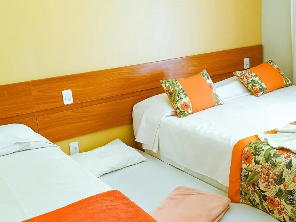 Quadruple Room with Sea View in Pousada Cantinho da Praia Quadruple Room with Sea View in Pousada Cantinho da Praia