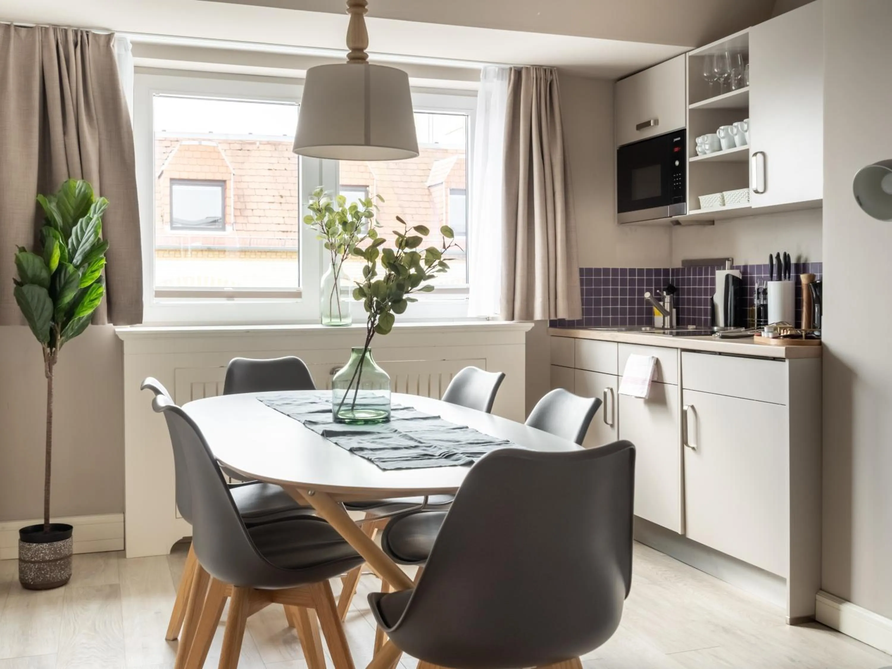 Kitchen or kitchenette in Limehome Berlin Chausseestraße