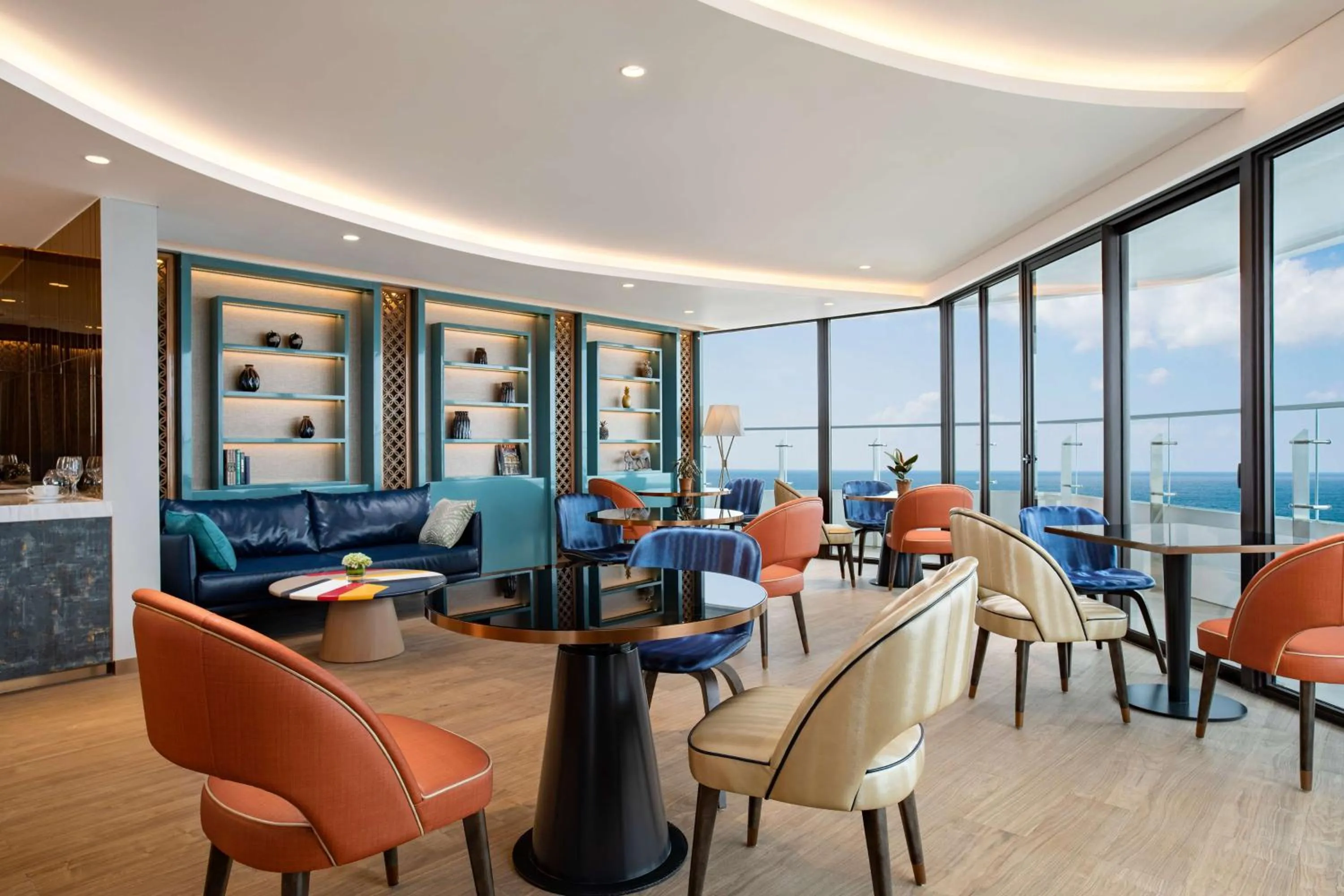 Lounge or bar in Radisson Hotel Danang