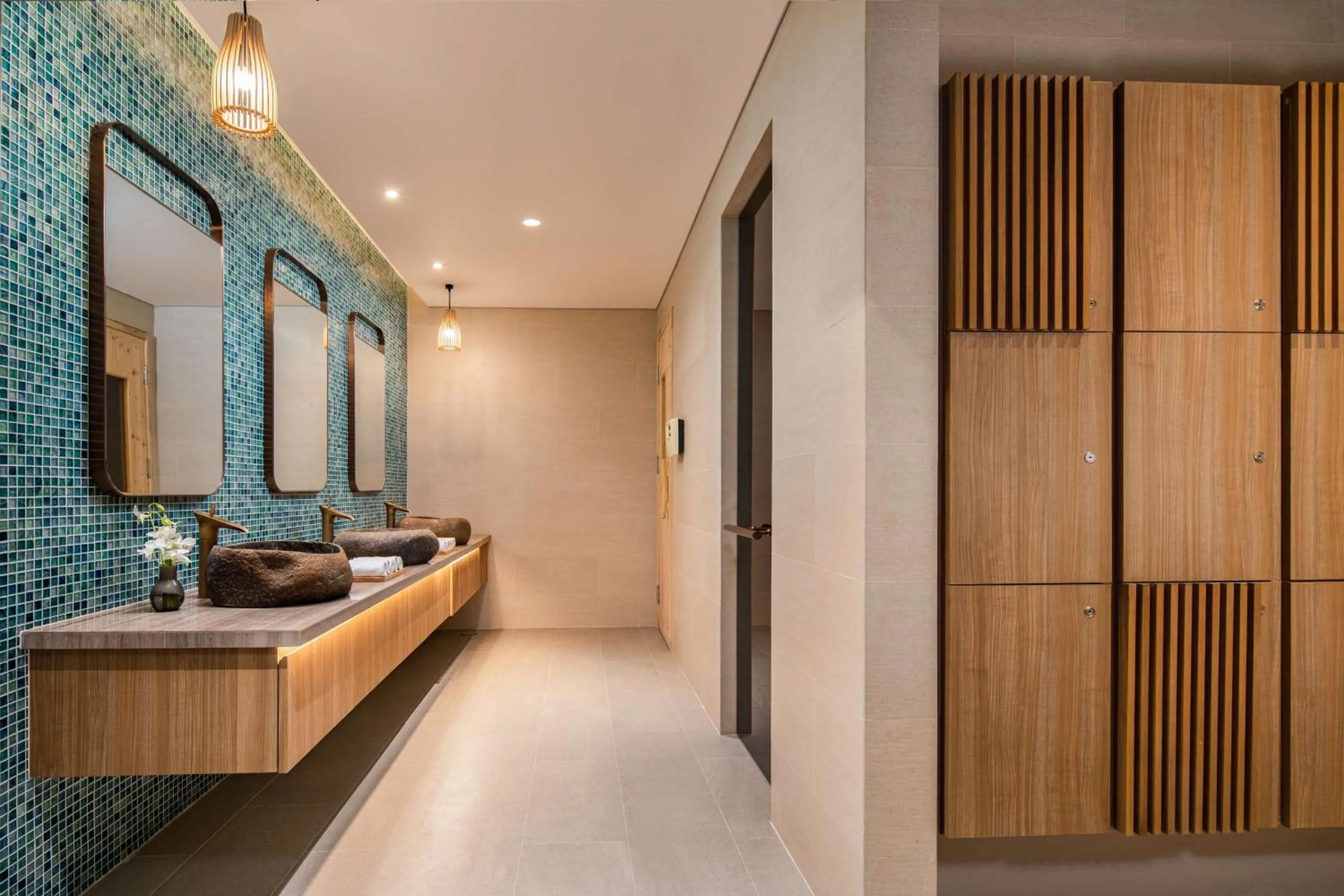 Spa and wellness centre/facilities, Bed in Radisson Hotel Danang