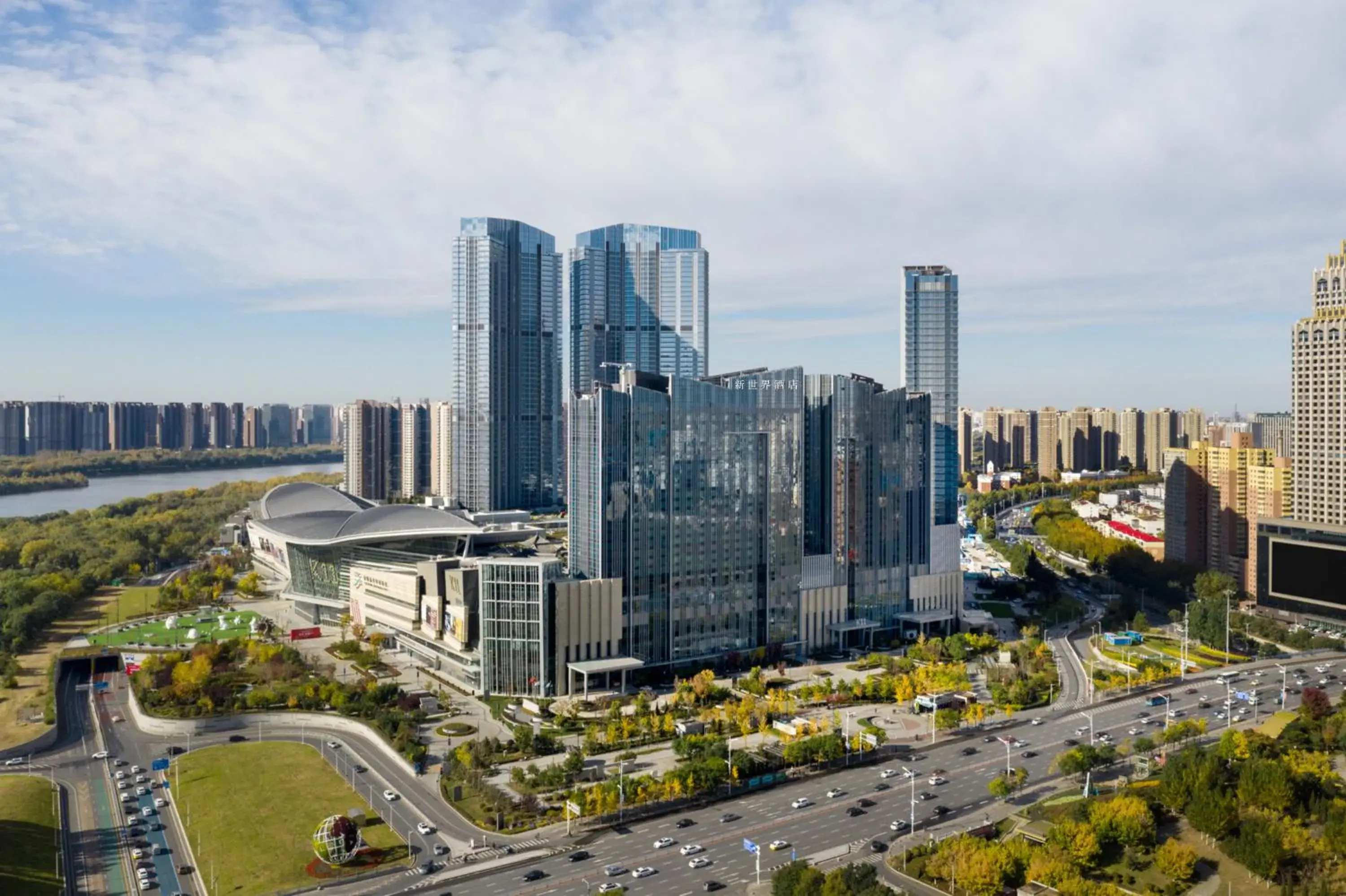 Property building in New World Shenyang Hotel Property building in New World Shenyang Hotel