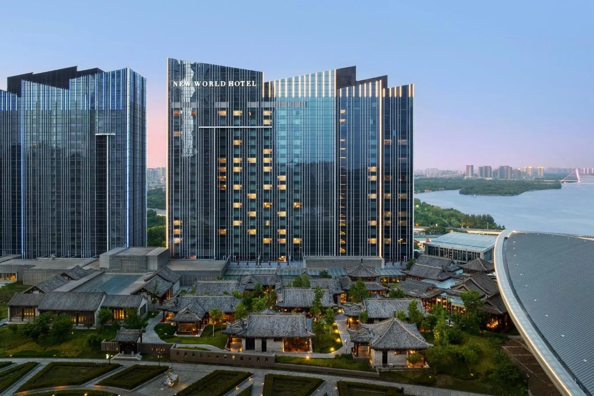 Property building in New World Shenyang Hotel Property building in New World Shenyang Hotel