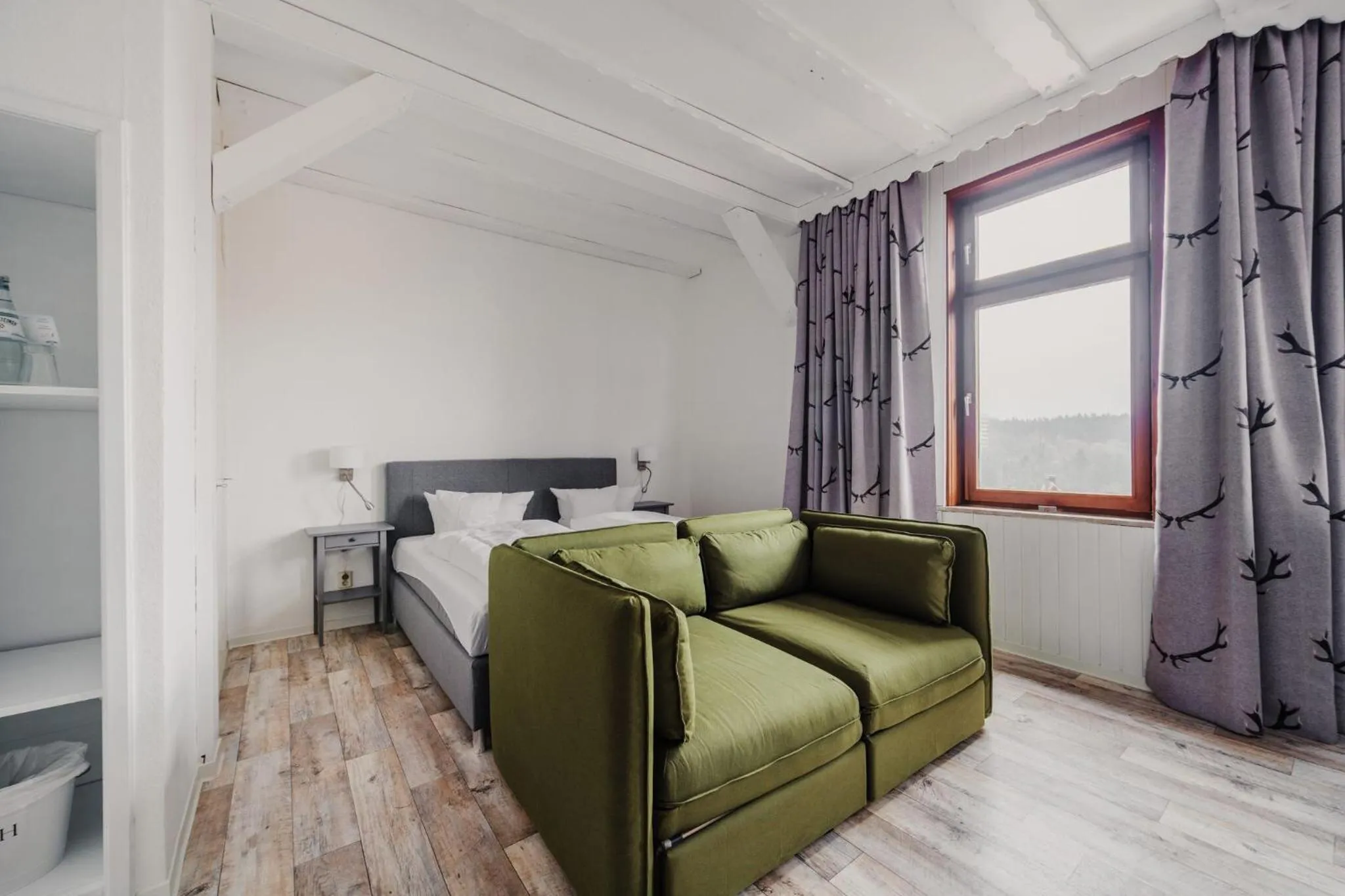 Photo of the whole room, Bed in Landhotel Villa Foresta