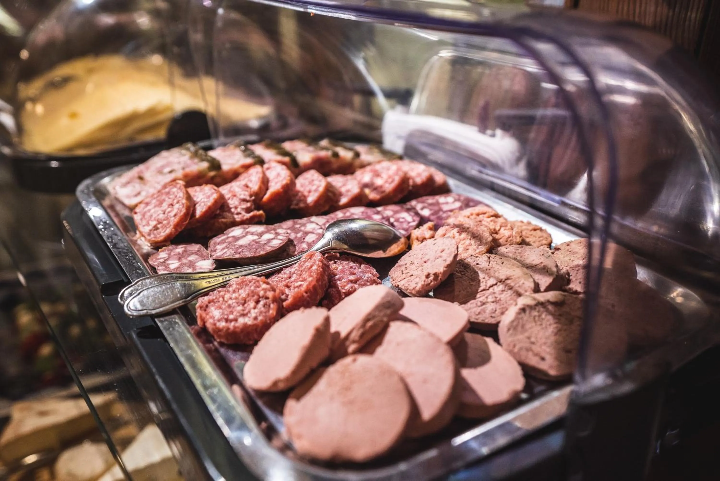 Buffet breakfast in Landhotel Villa Foresta