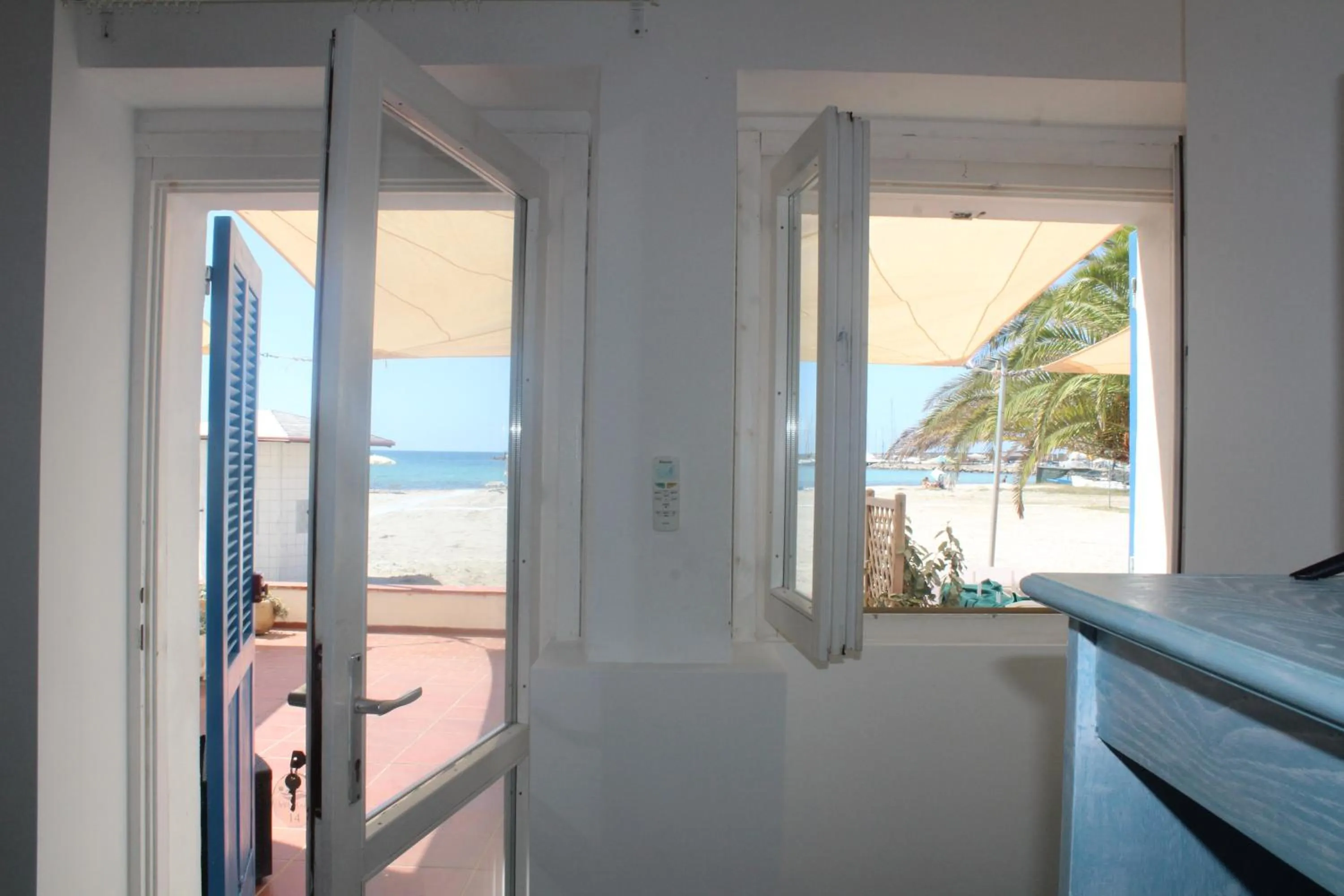 Sea view in Vel Marì - Rooms on the Beach