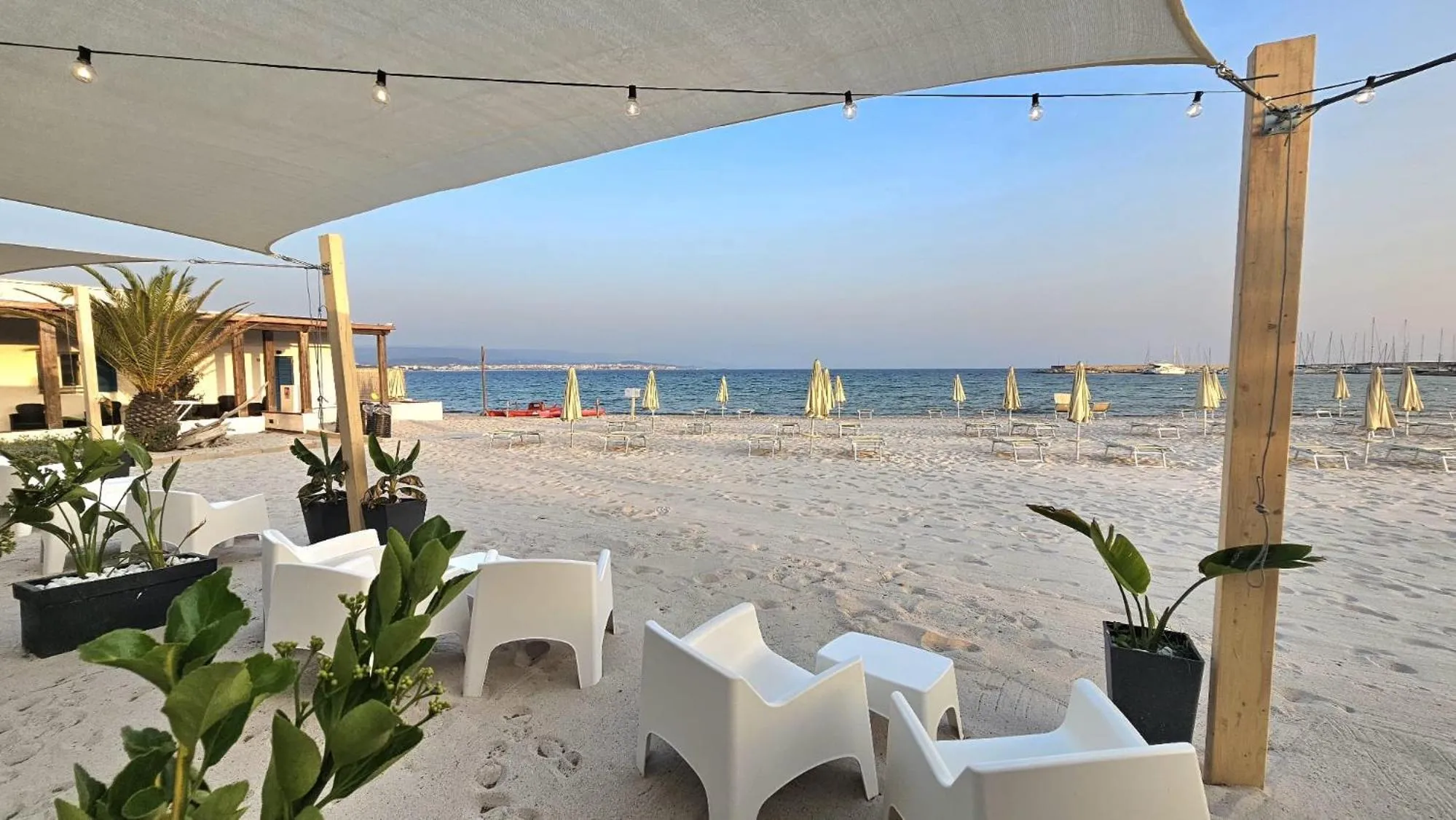 sunbed in Vel Marì - Rooms on the Beach