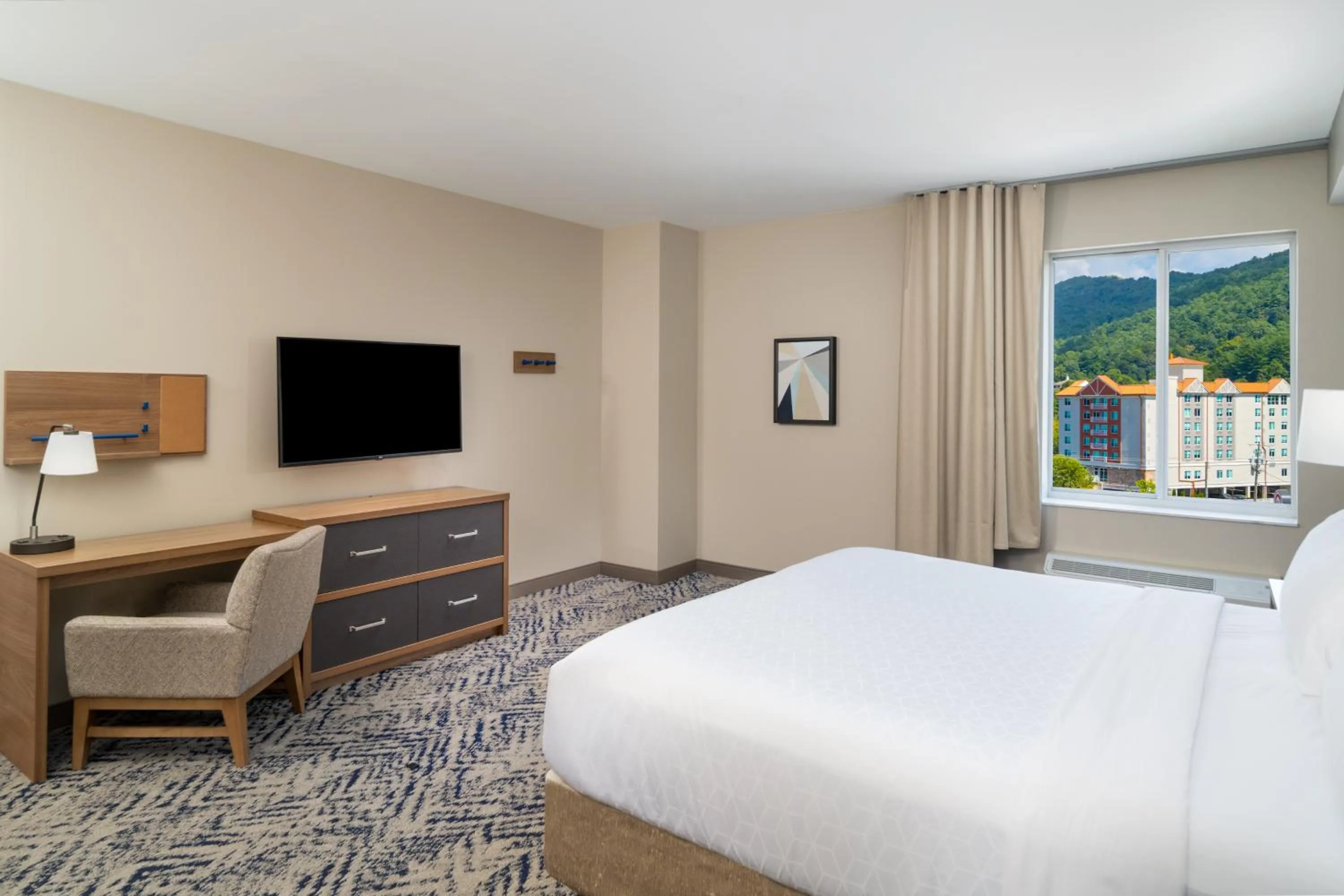Bedroom, Bed in Candlewood Suites - Asheville Downtown by IHG