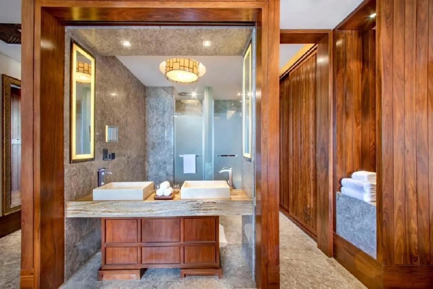 Bathroom in Fairmont Sanya Haitang Bay