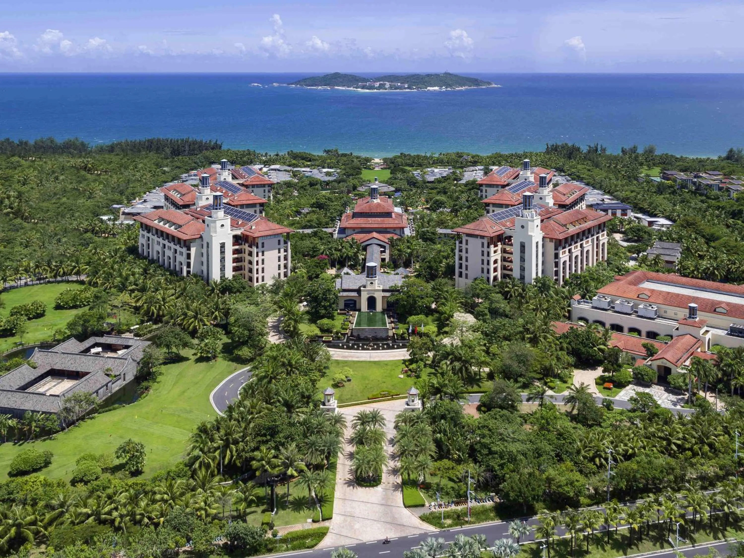 Property building in Fairmont Sanya Haitang Bay