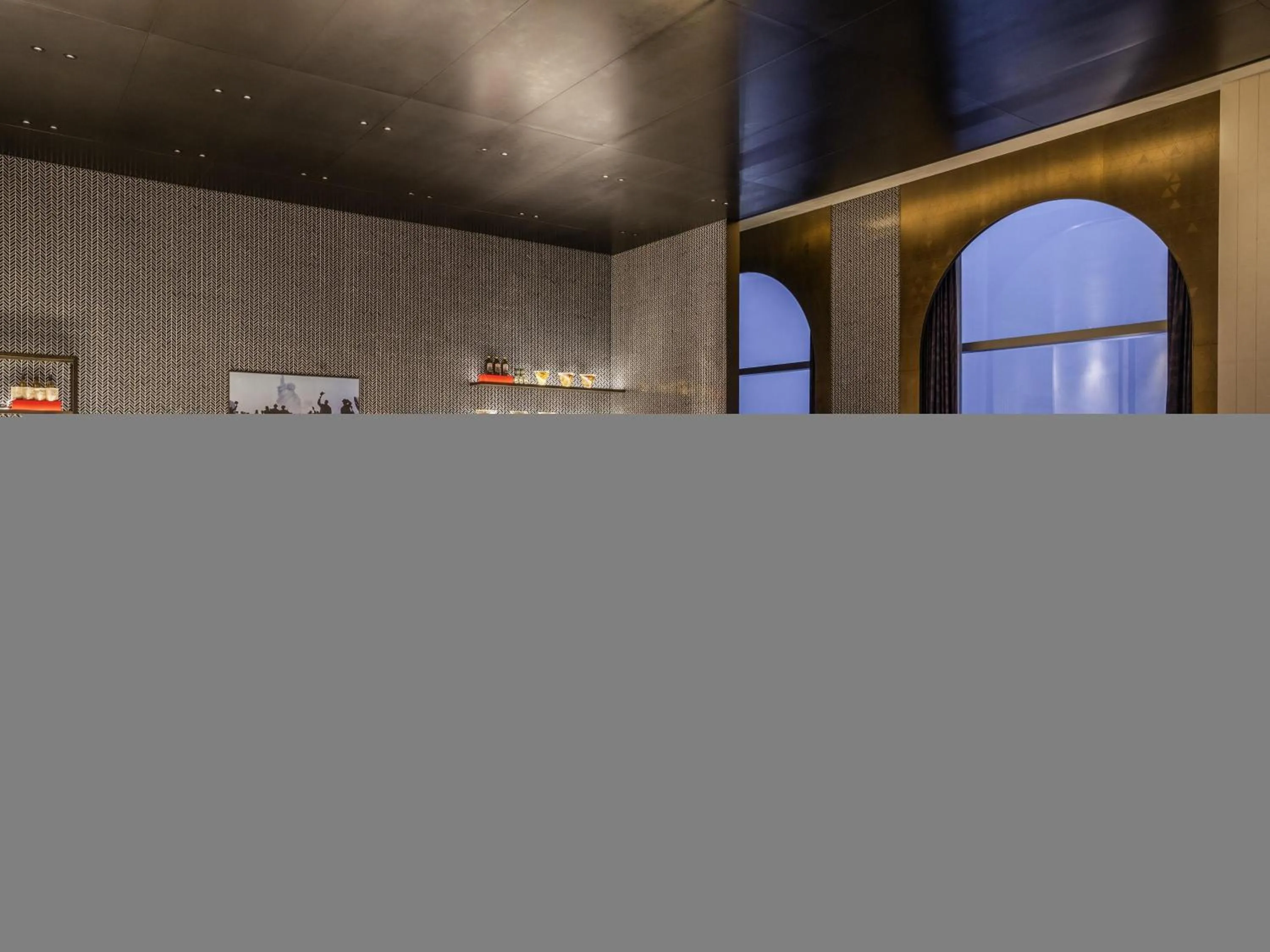 Lounge or bar in Sofitel Haikou