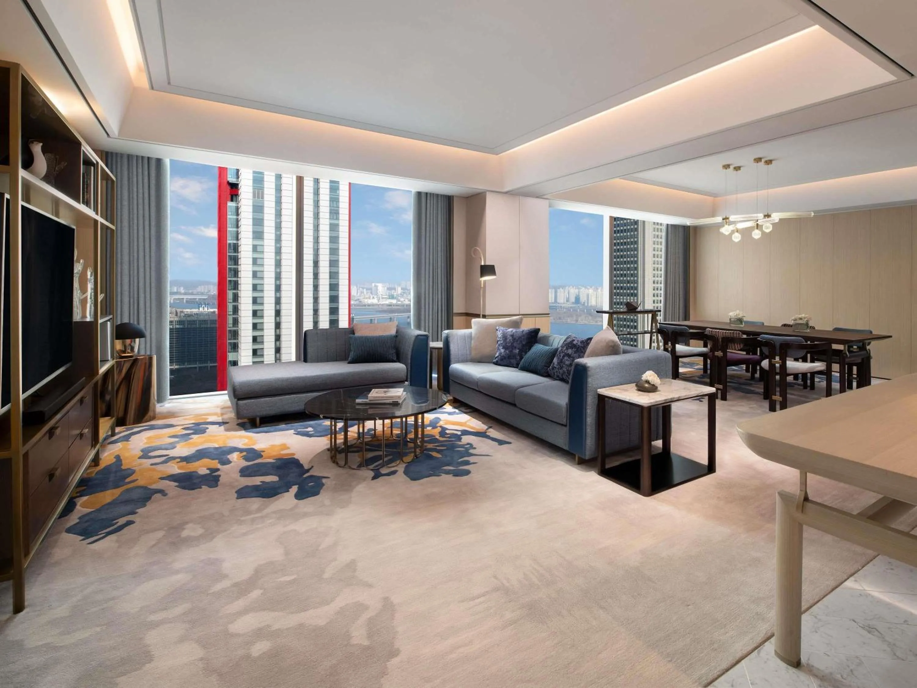 Photo of the whole room in Fairmont Ambassador Seoul