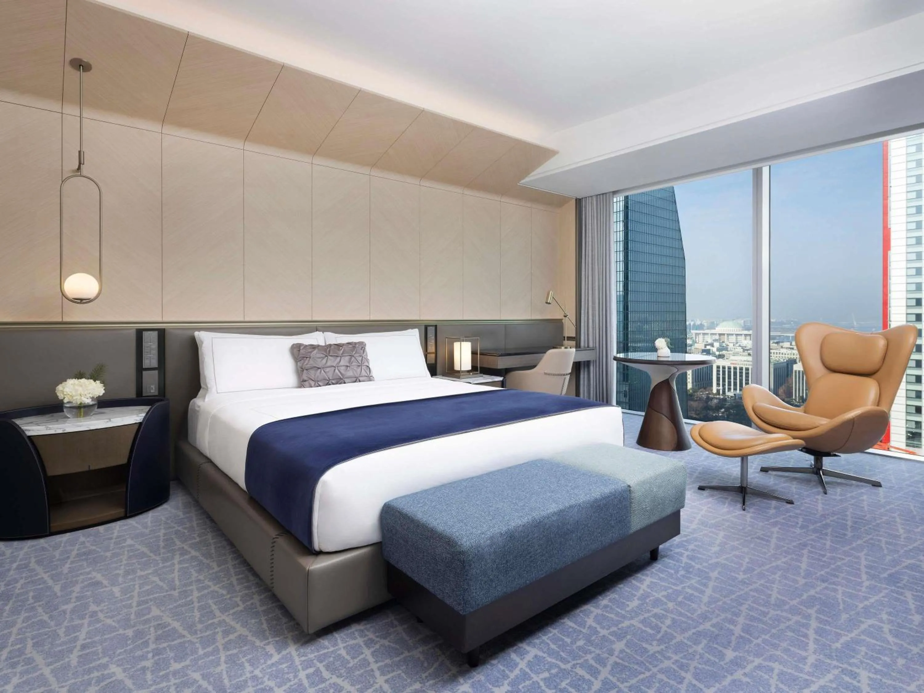 Bedroom, Bed in Fairmont Ambassador Seoul
